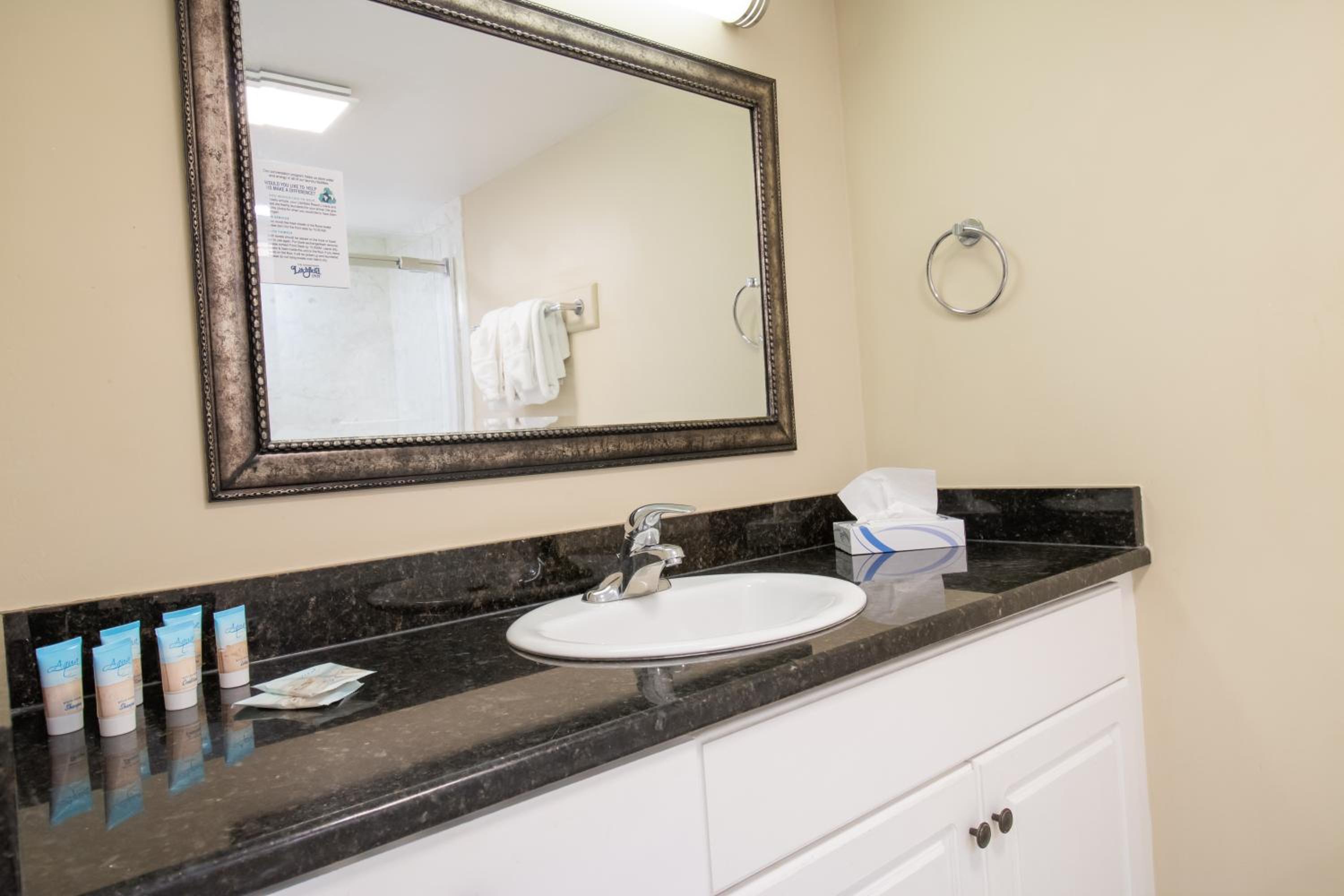 Oceanfront Tower Deluxe King Room