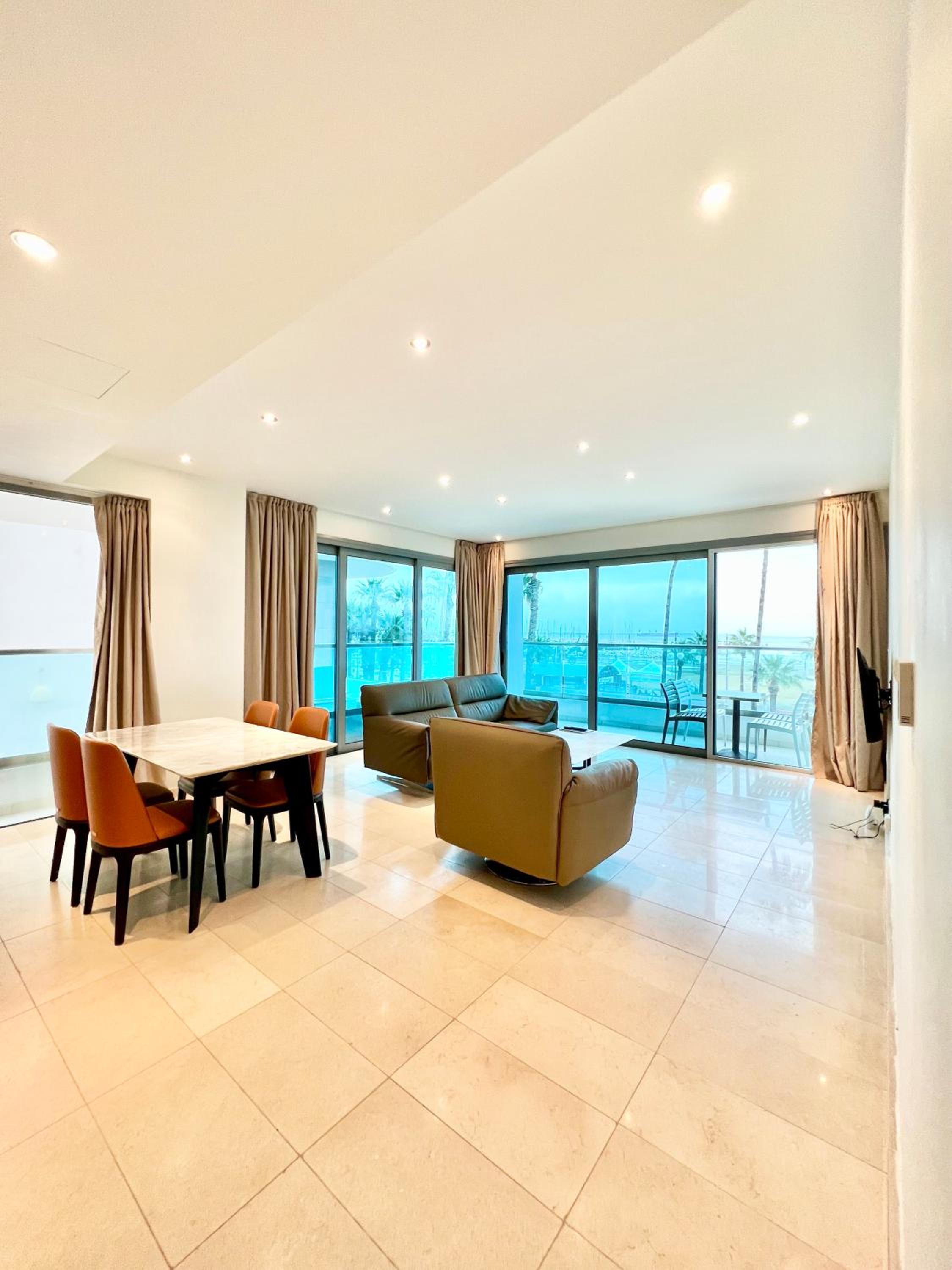 Apartment with Sea View