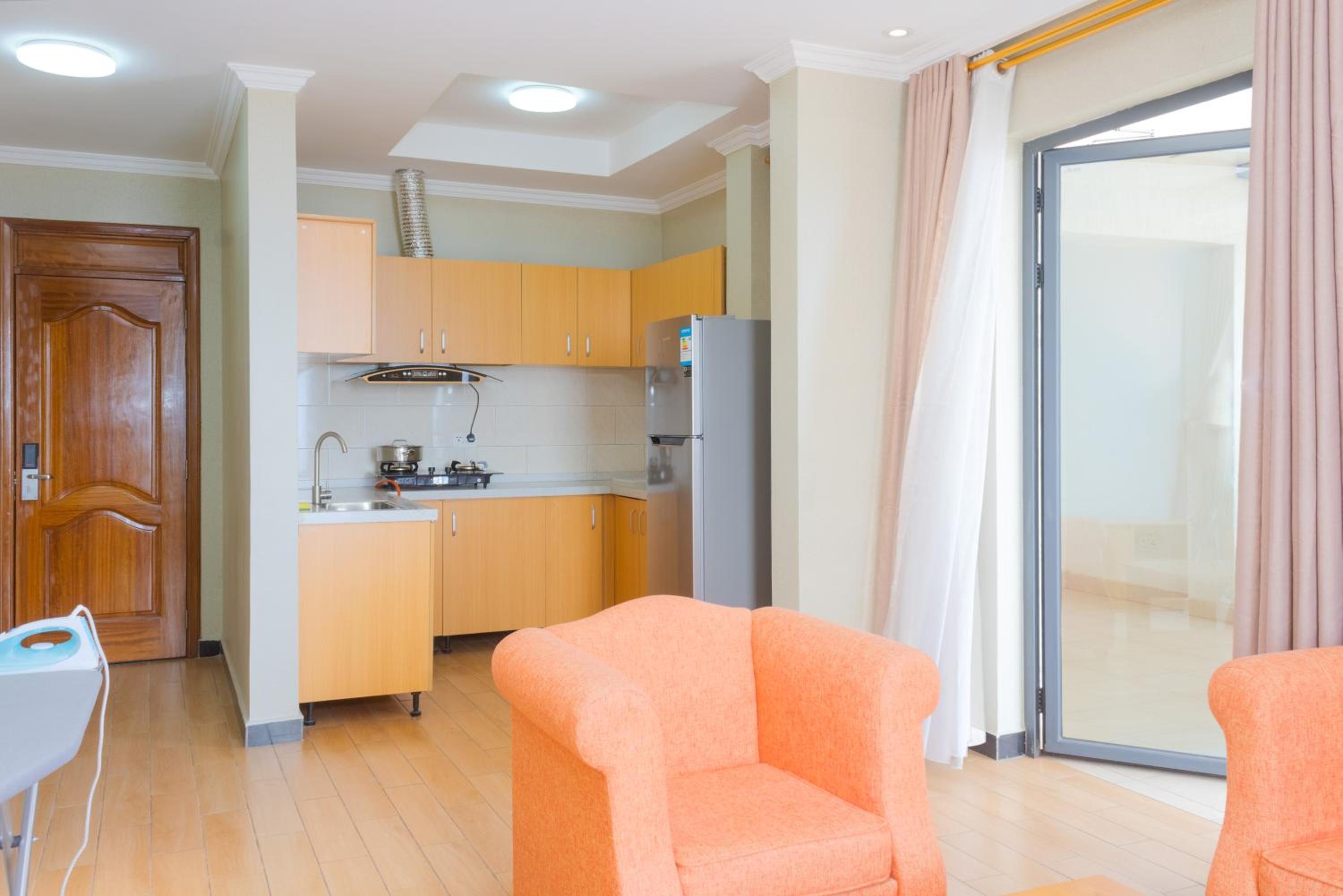 Apartment With Mountain View