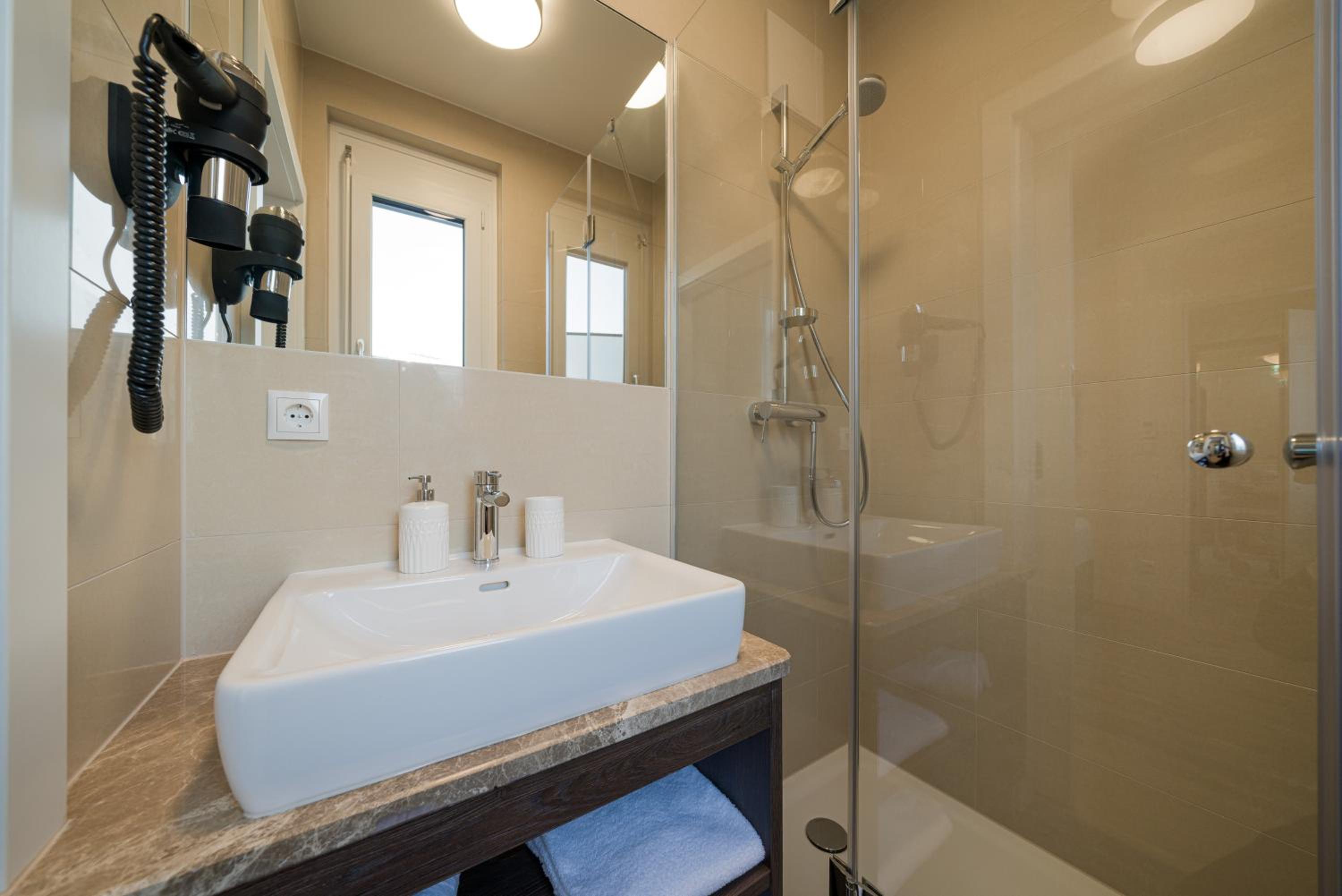 Three-Bedroom Apartment with Balcony