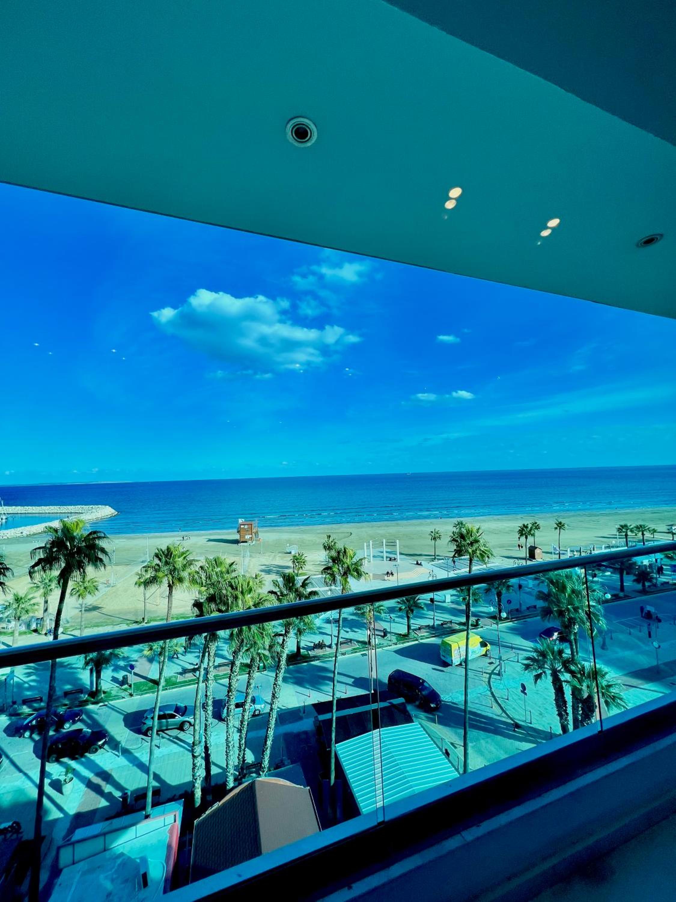 Apartment with Sea View