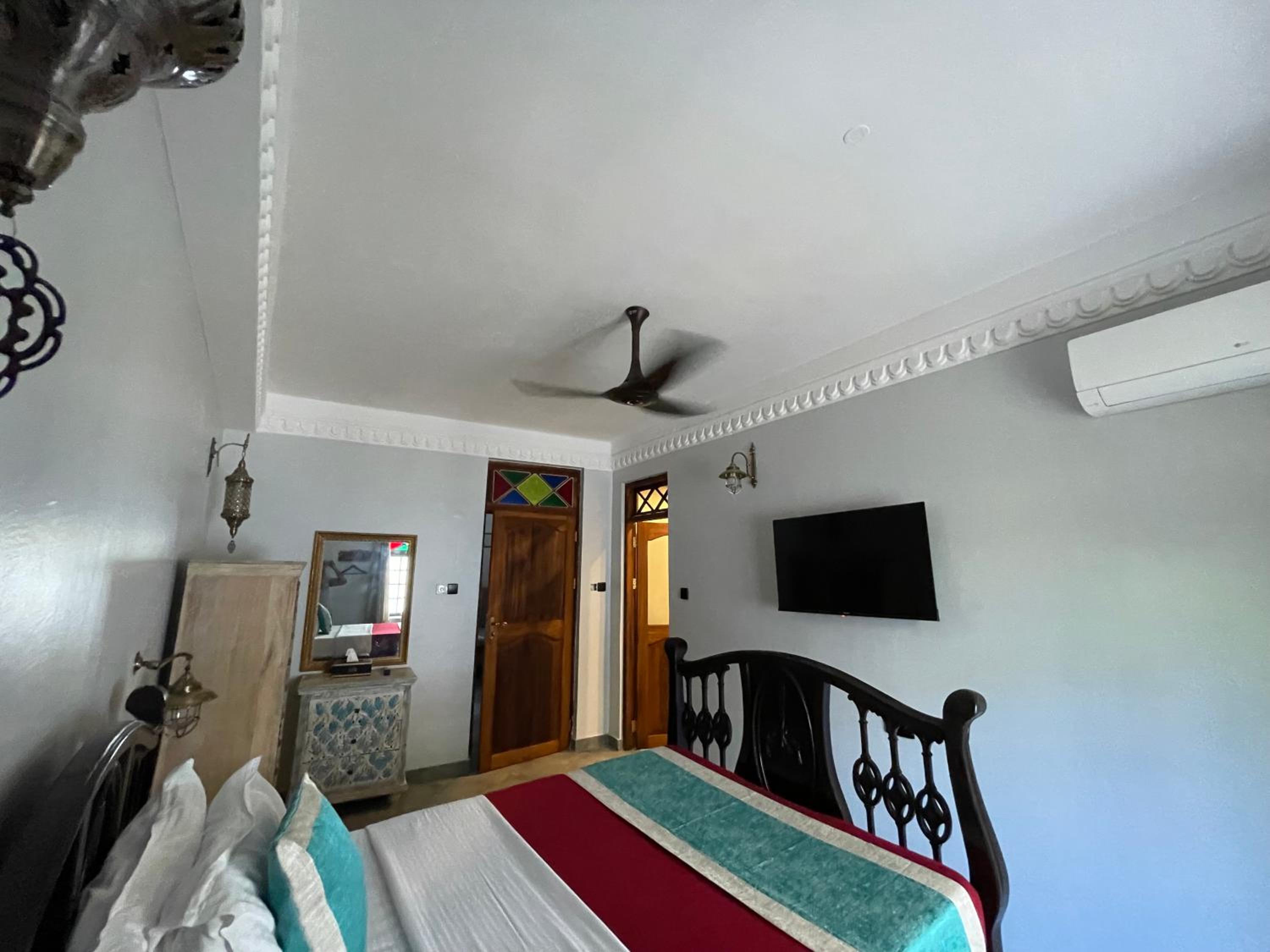 Apartment with City View