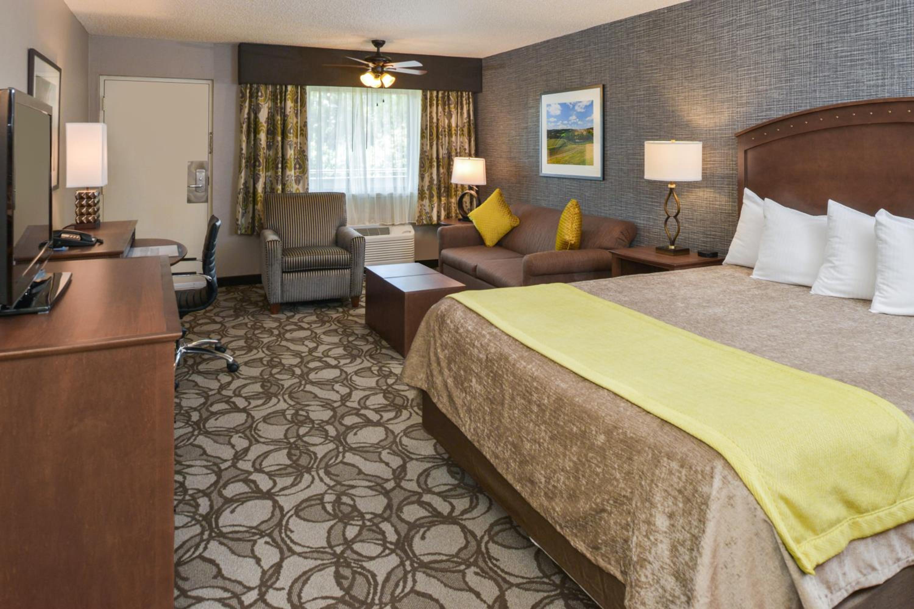 King Room with Spa Bath - Non-Smoking