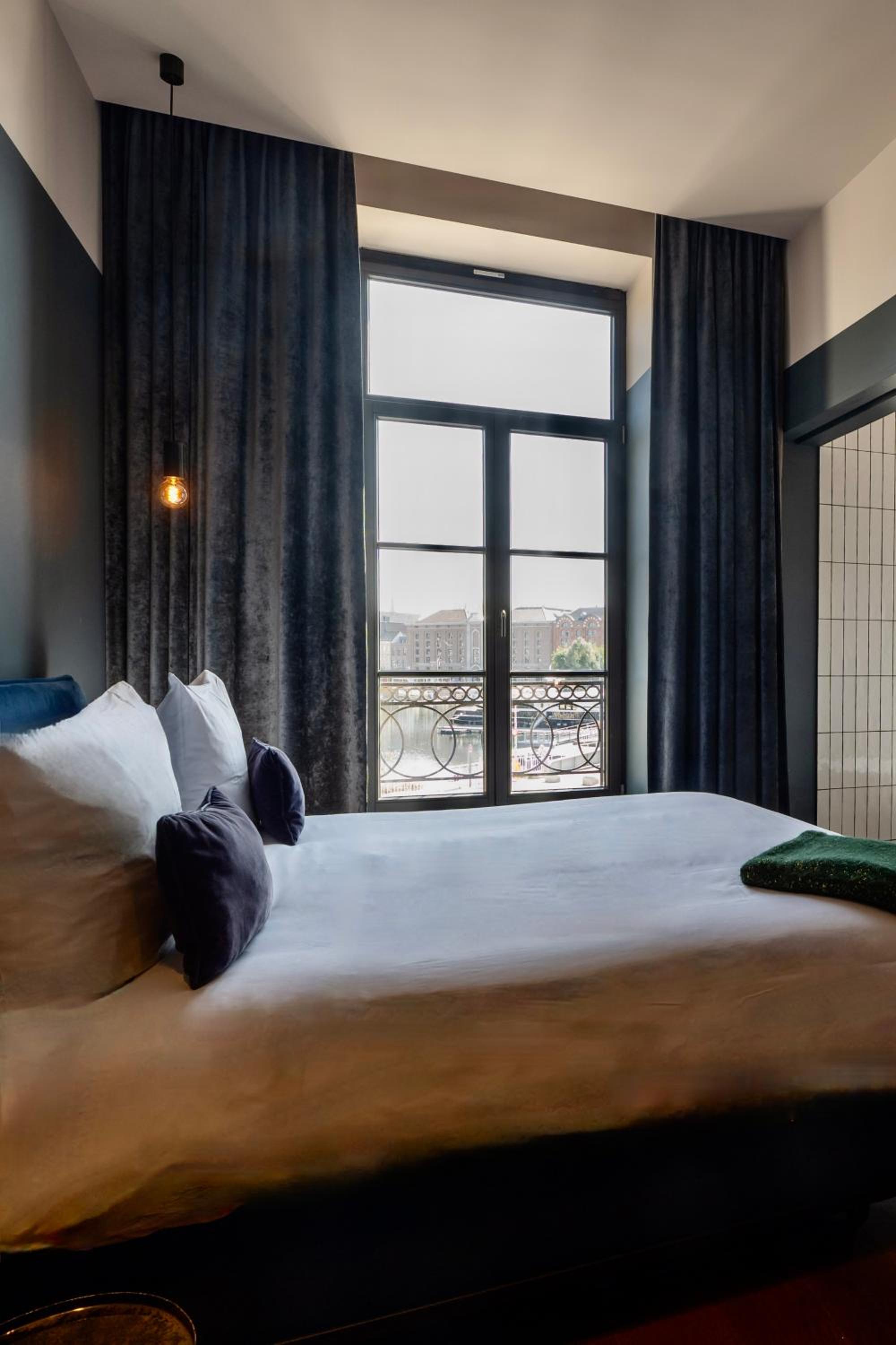 Superior Double Room with Rain Shower