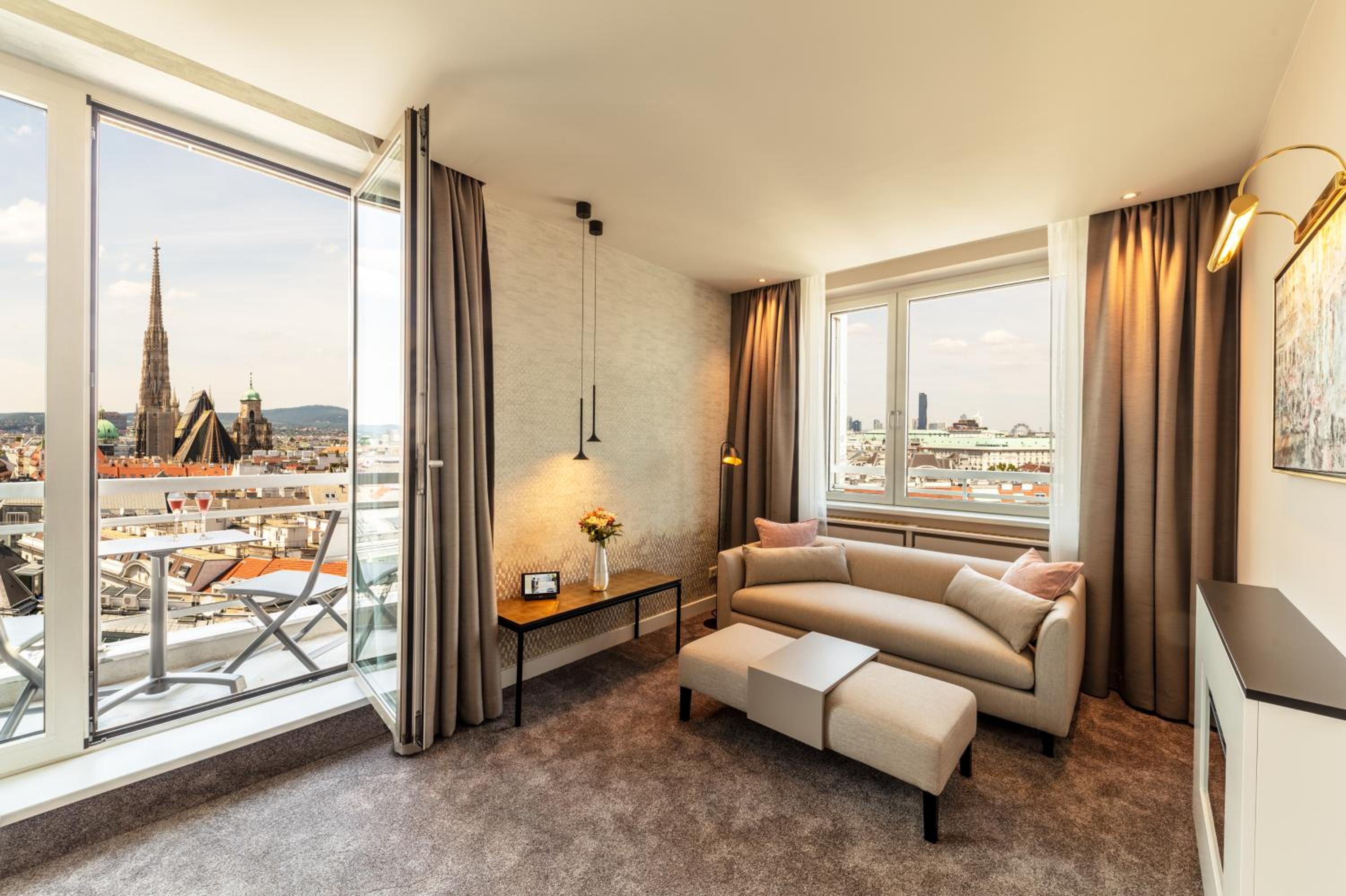 Suite with St. Stephen's Cathedral View