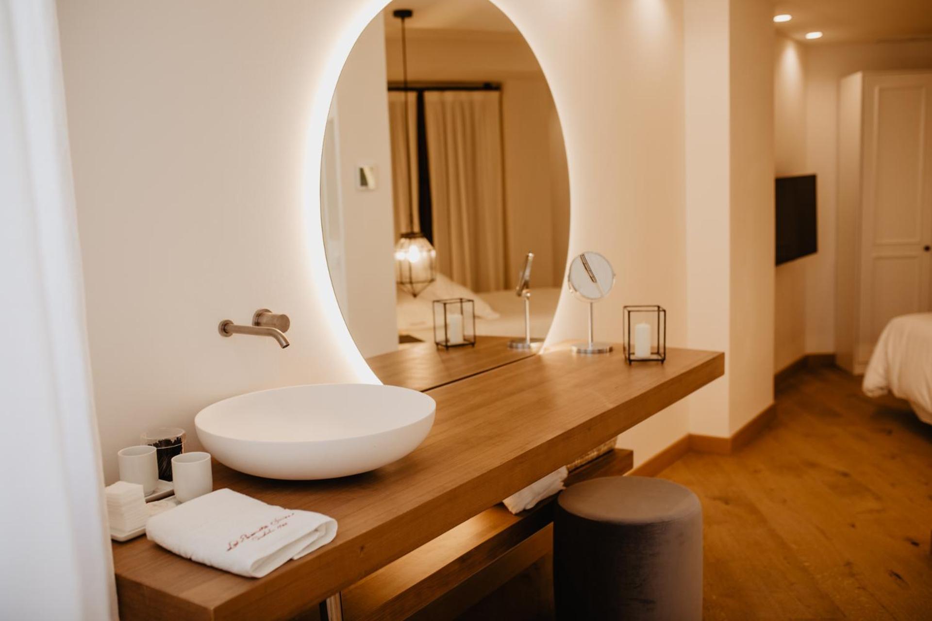 Penthouse Suite with private terrace and view 