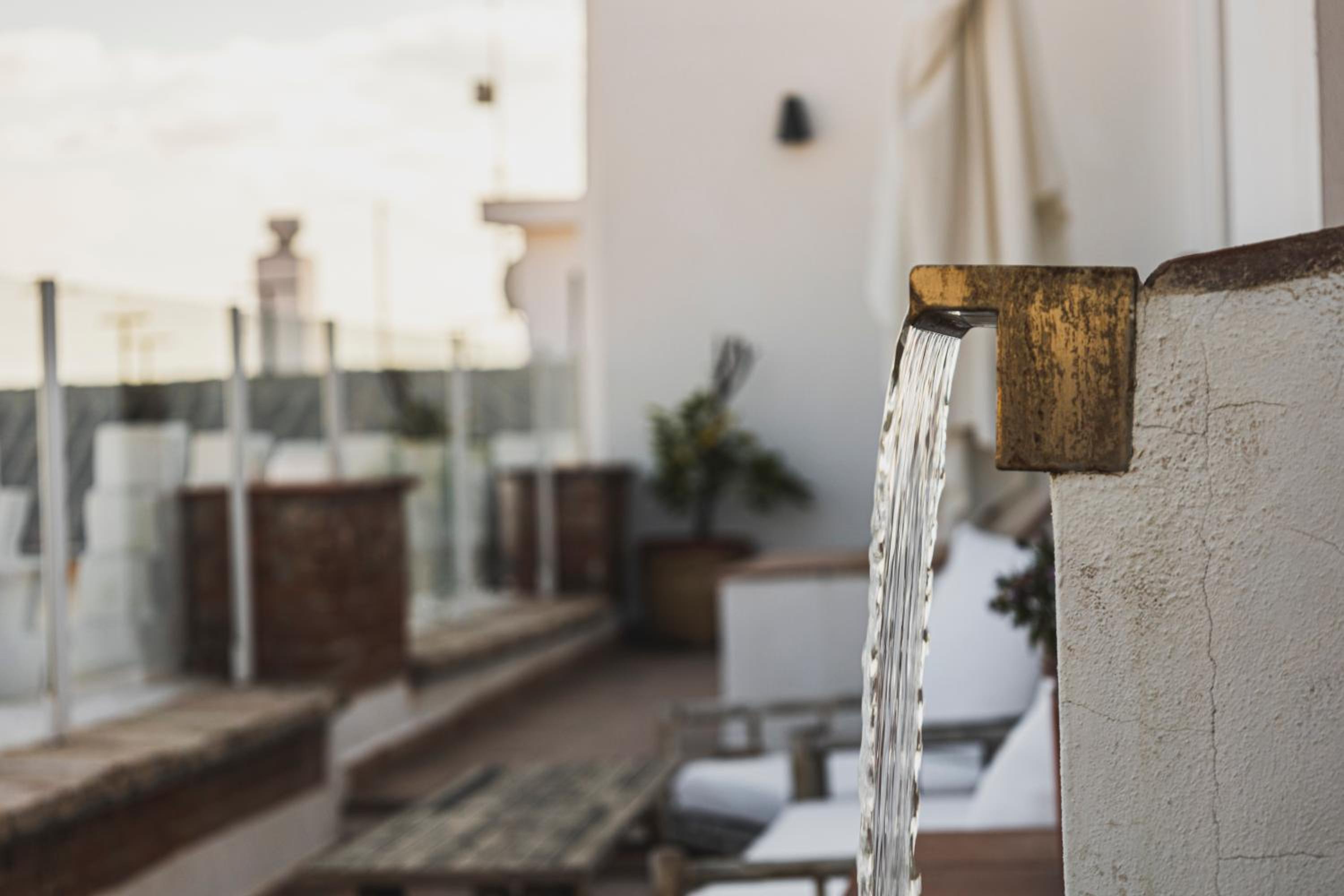 Penthouse Suite with private terrace and view 