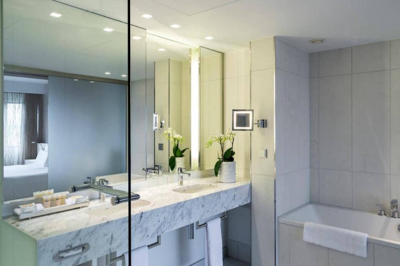 Executive King Suite