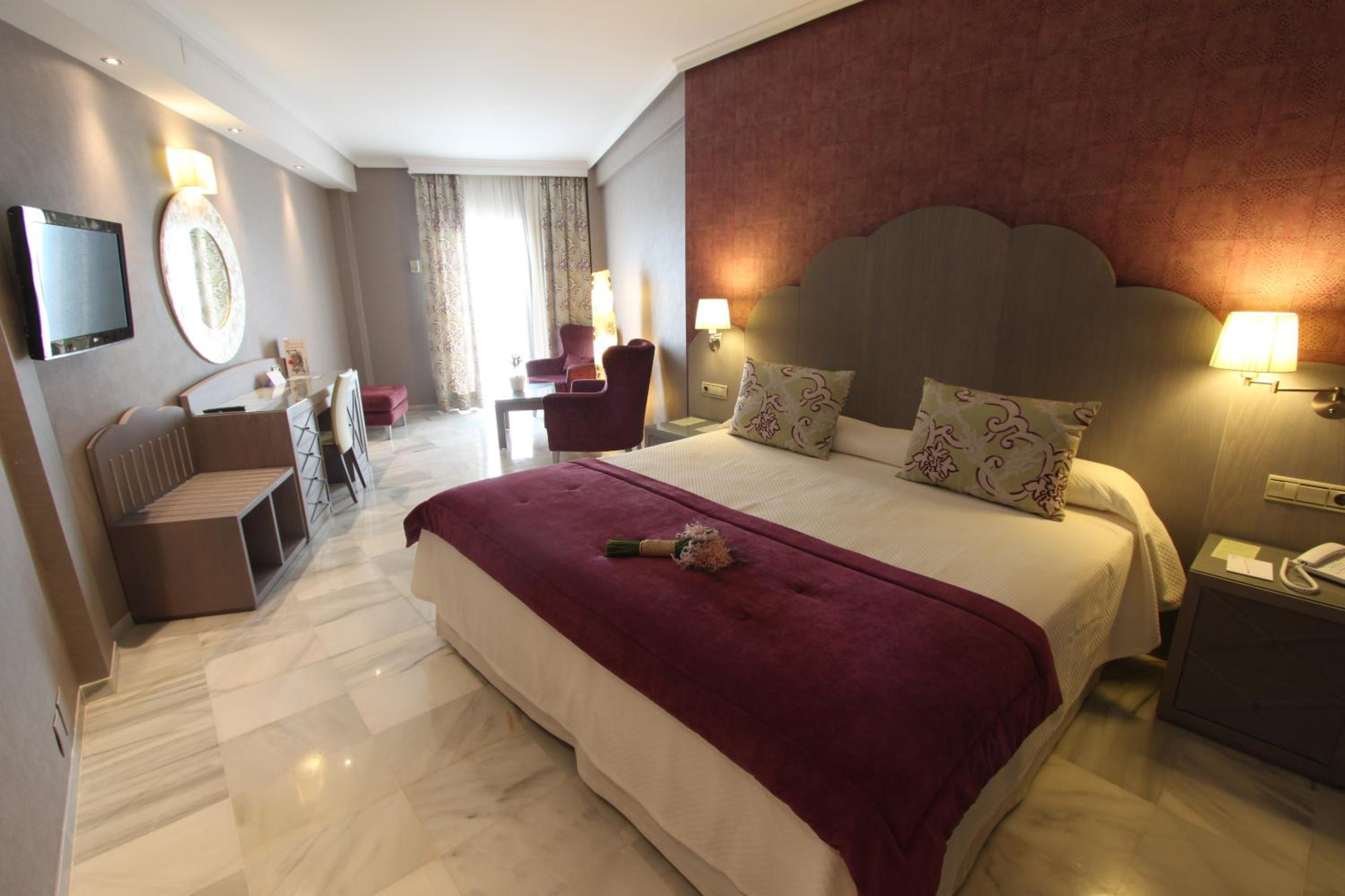 Family Junior Suite with Sea View and Balcony (2 Adults + 2 Children)
