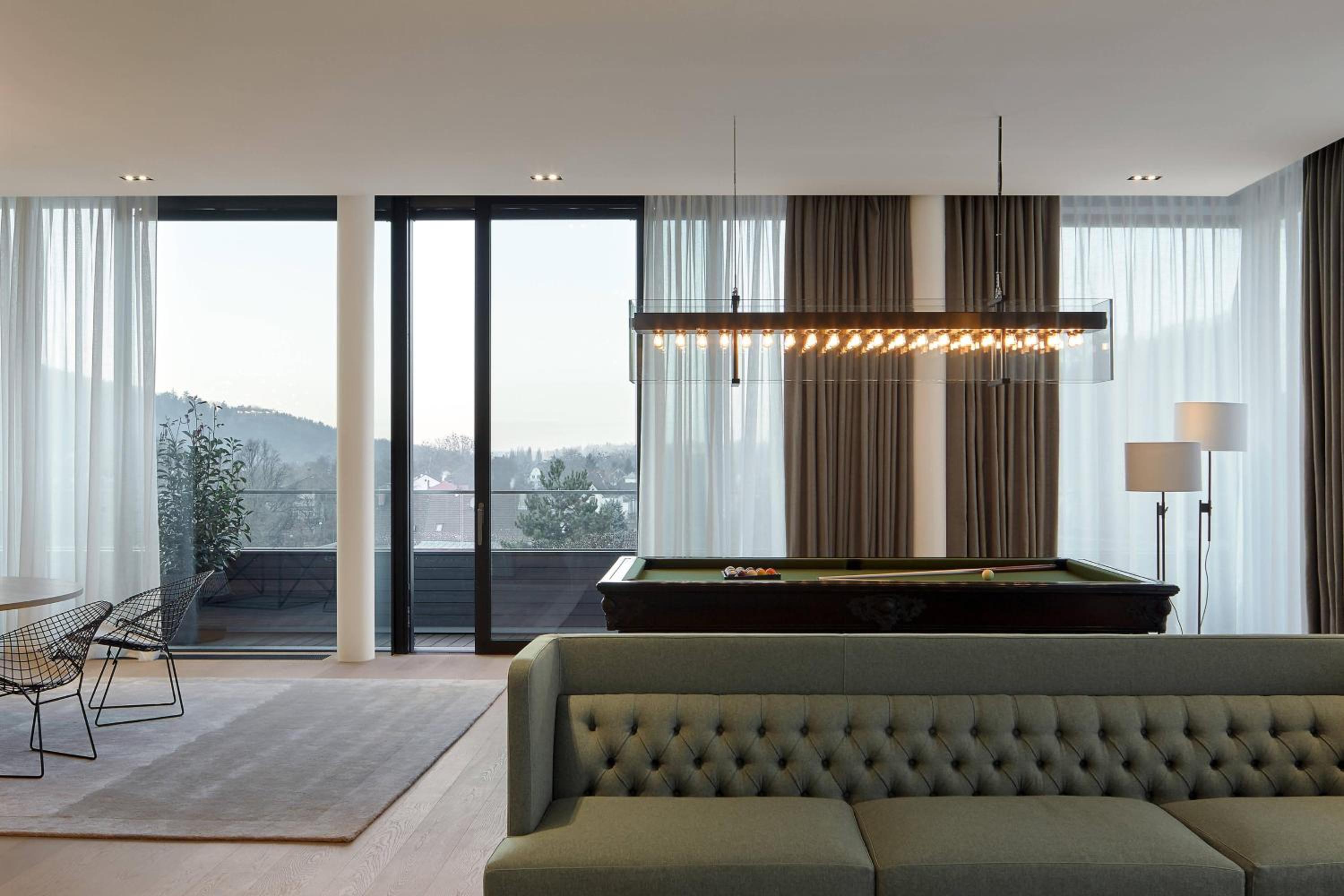 Master Suite, 1 Bedroom Suite, 1 King, Corner room, Balcony