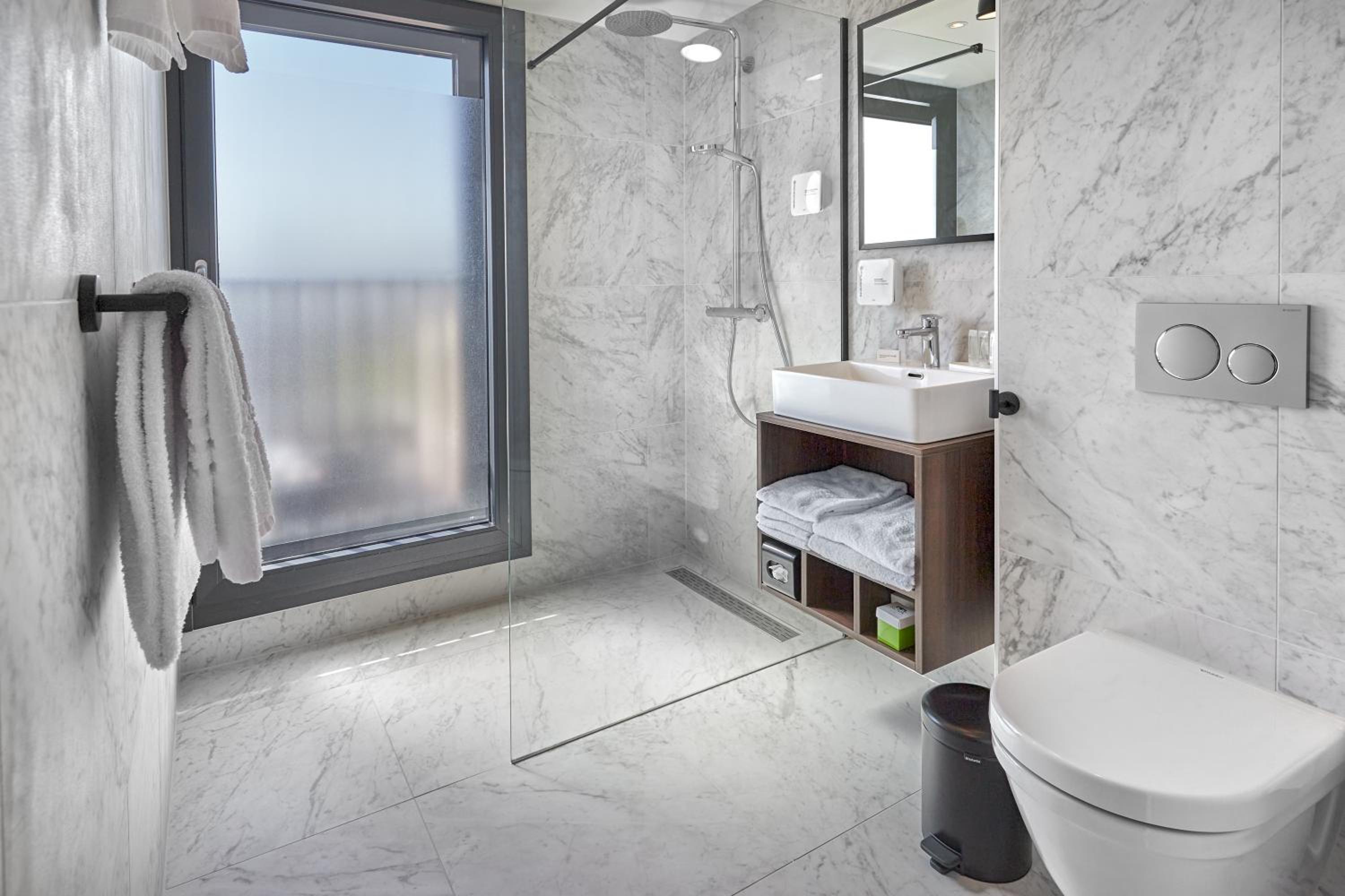 Suite with City View