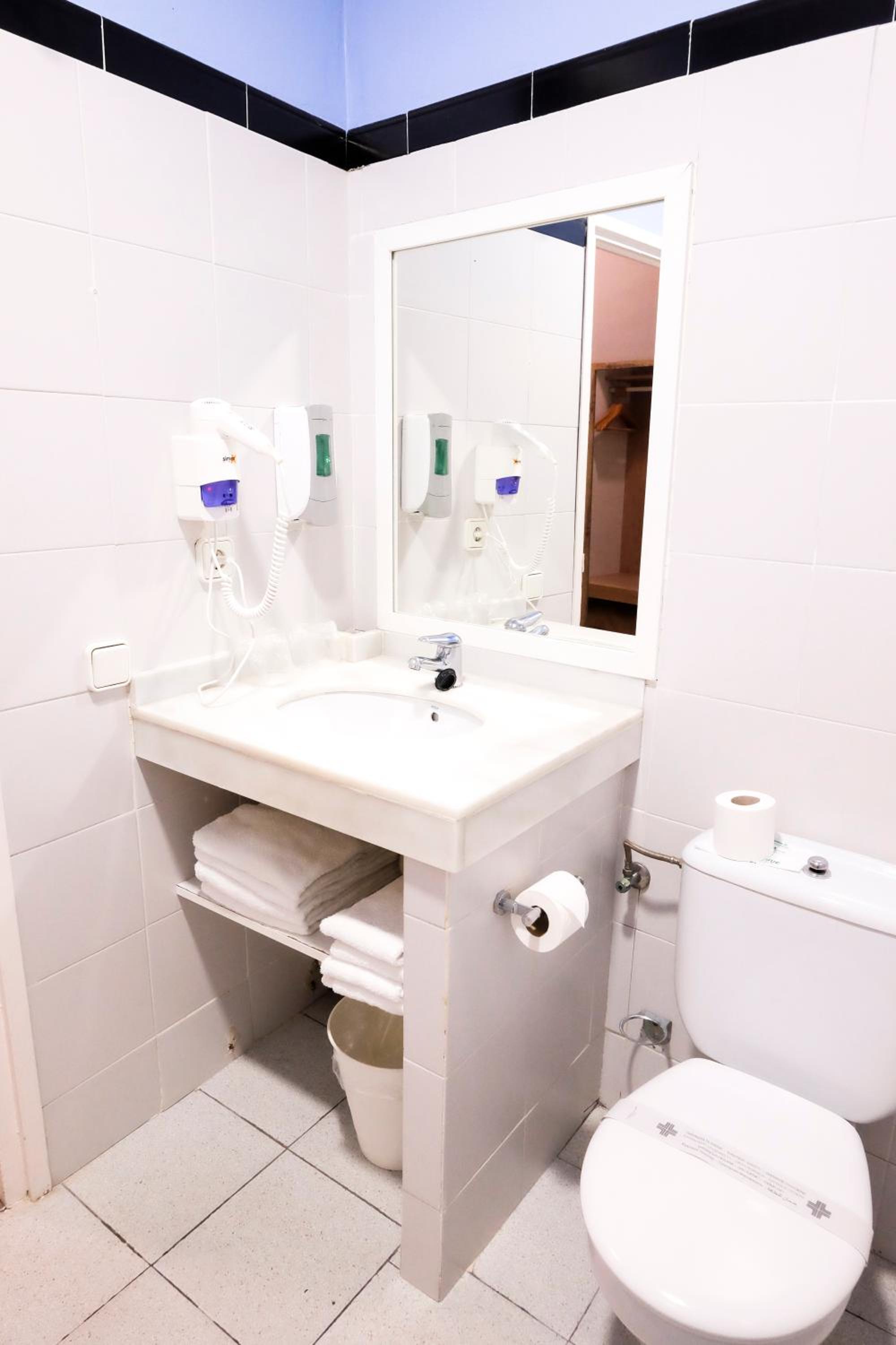 Superior Double or Twin Room with Sea View