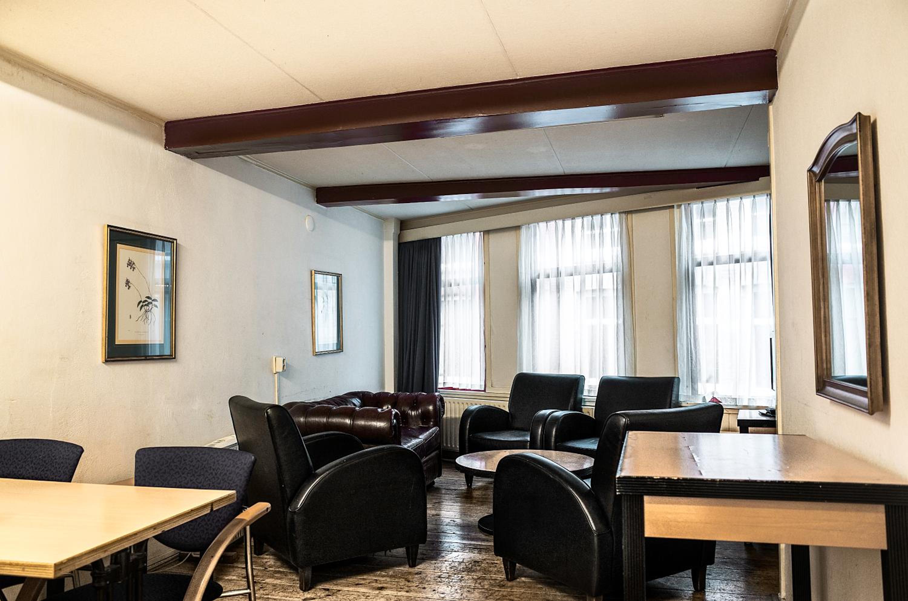 Apartment (6 Adults)