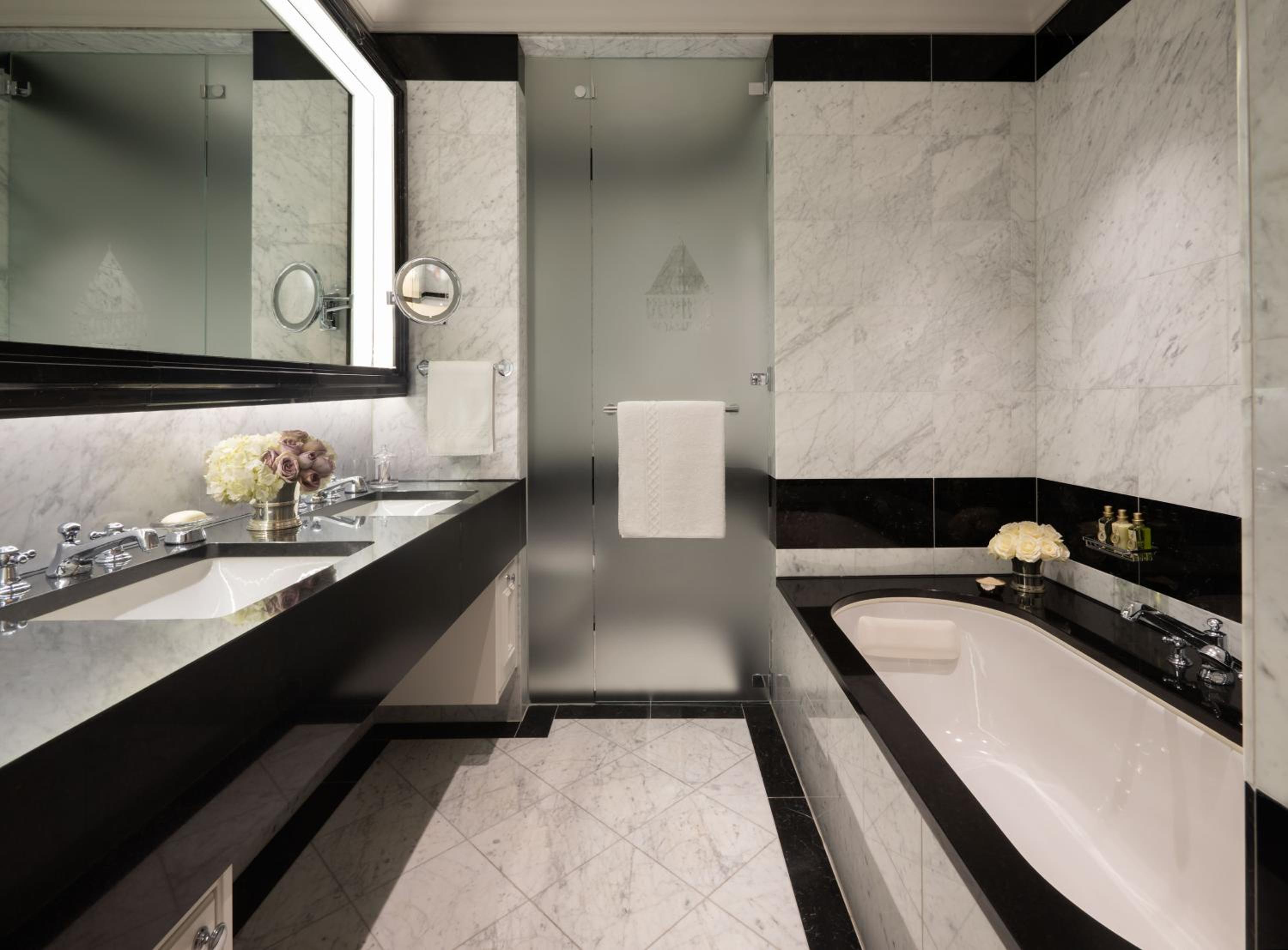 Junior Suite Lake View