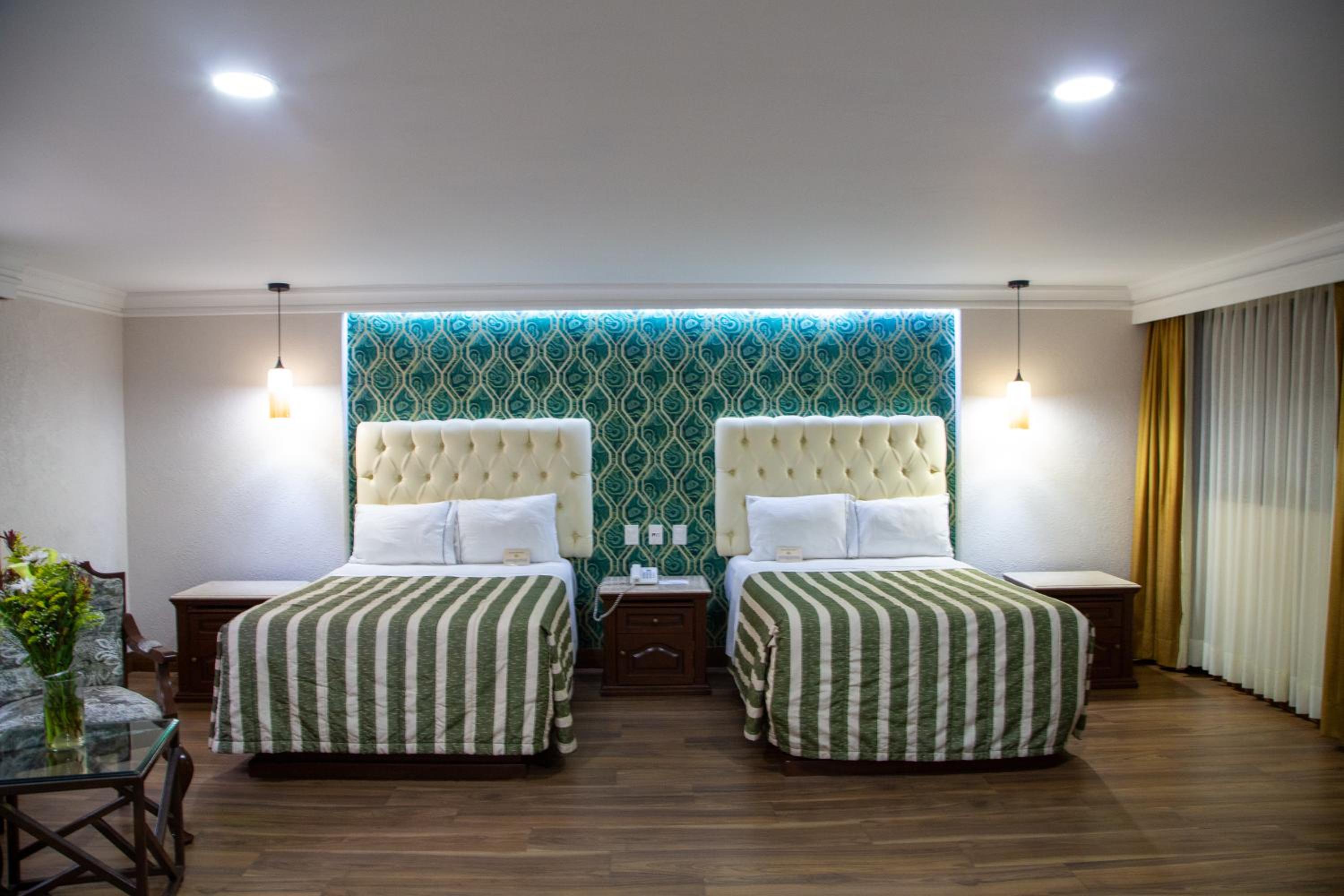 Standard Double Suite