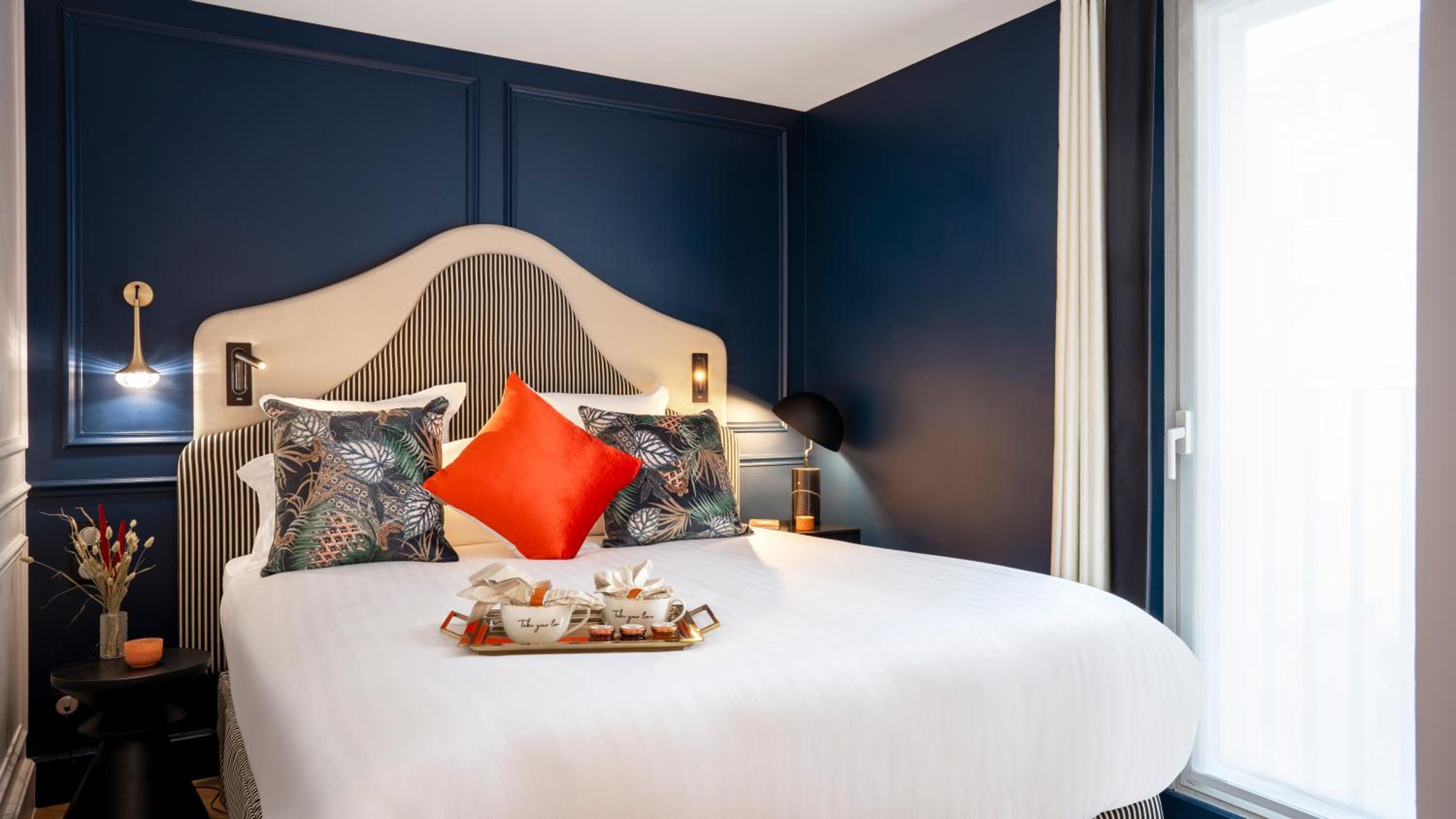 Parisian Junior Suite