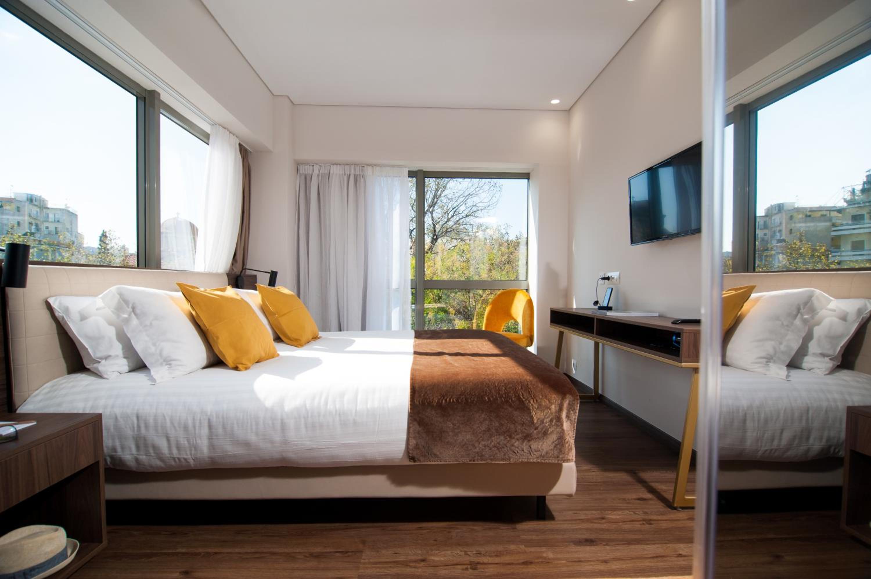Lifestyle 2-bedroom Suite with City View