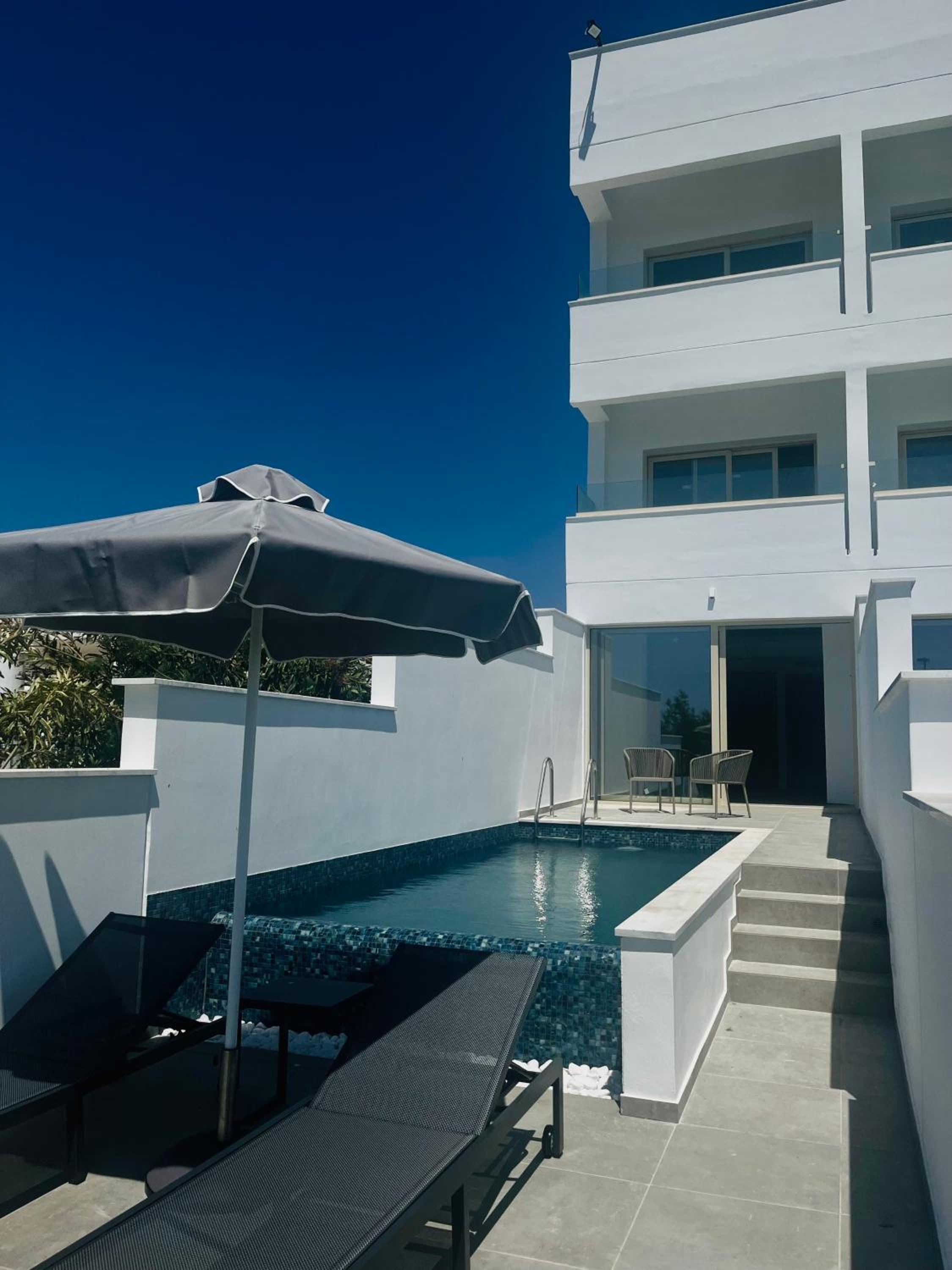 Suite With Private Pool