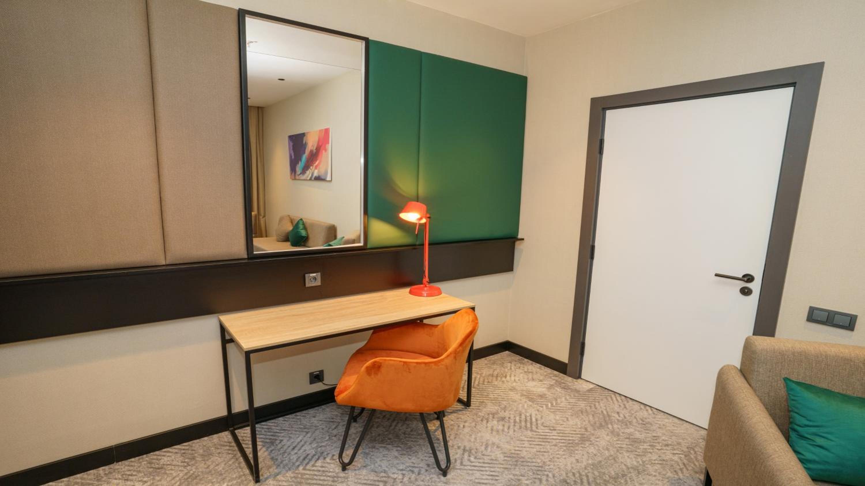 One-Bedroom Suite with City View