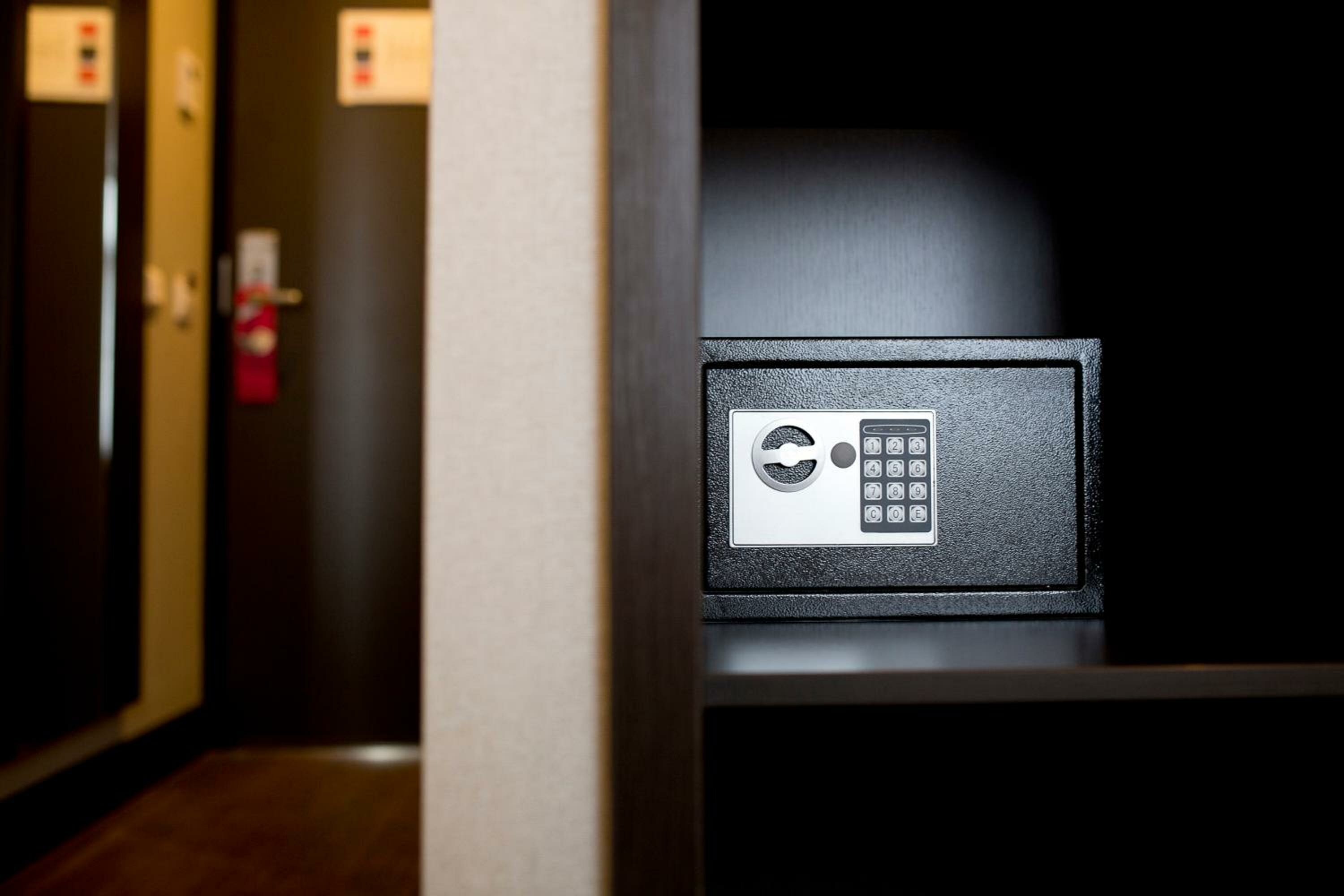 Deluxe Twin/Double Room