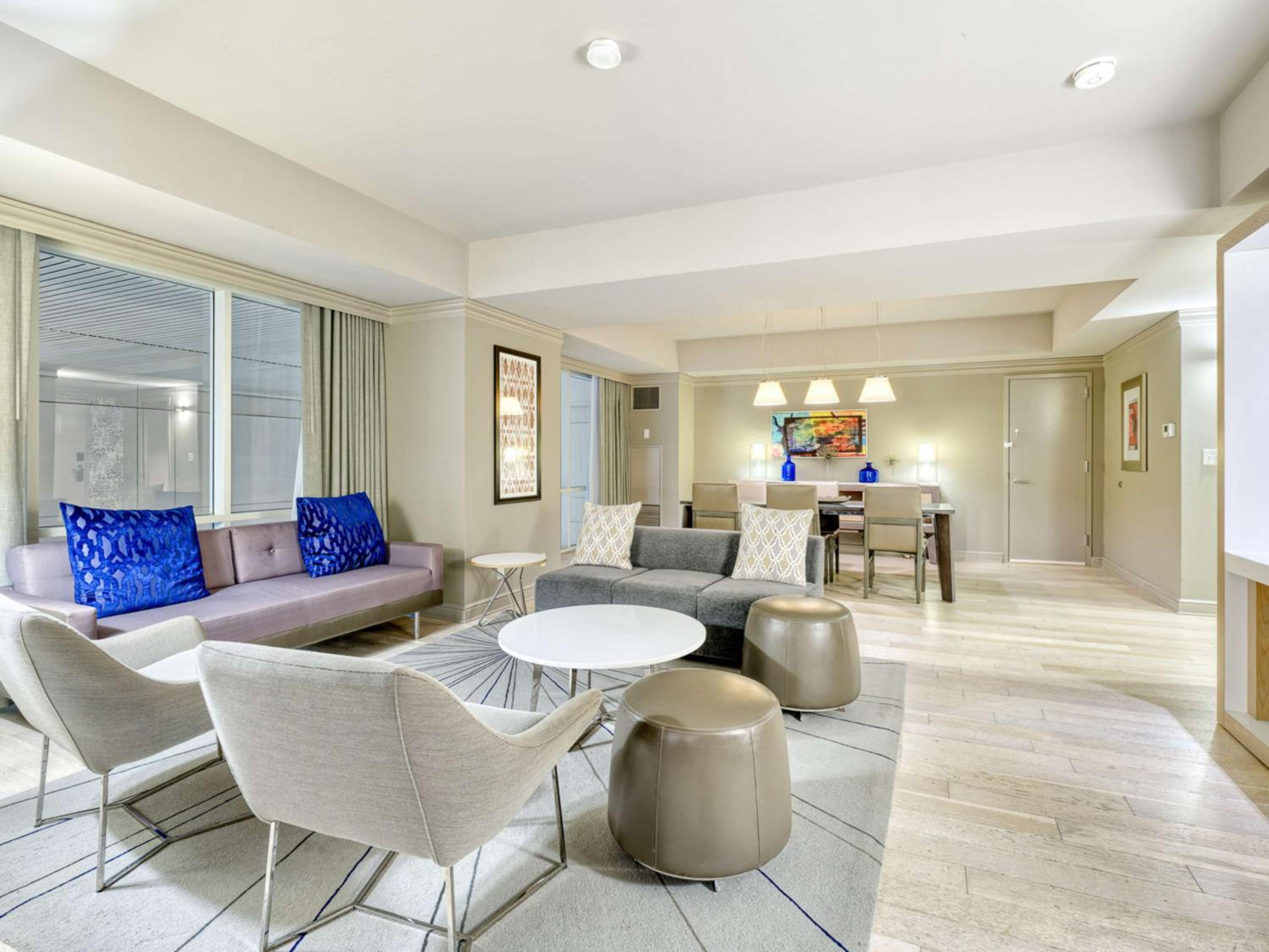 One-Bedroom Premium King Suite - Non-Smoking