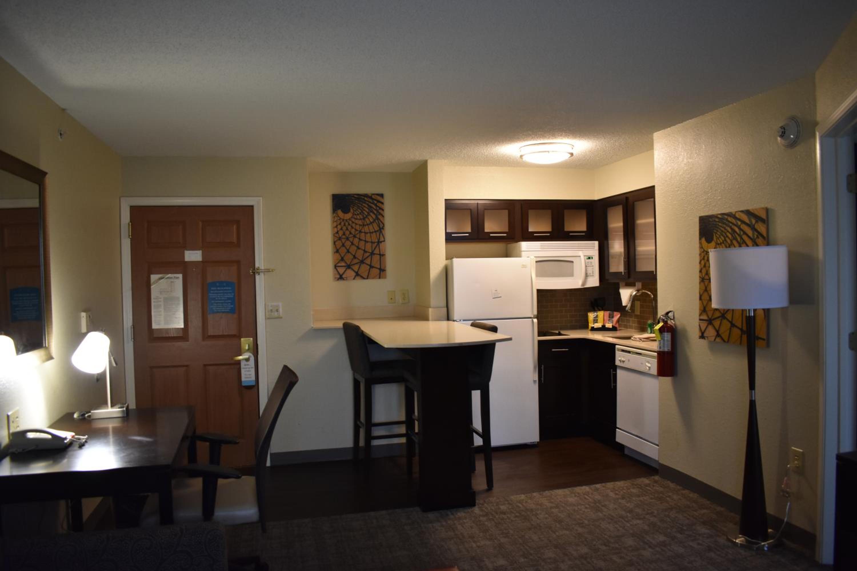 One-Bedroom King Suite