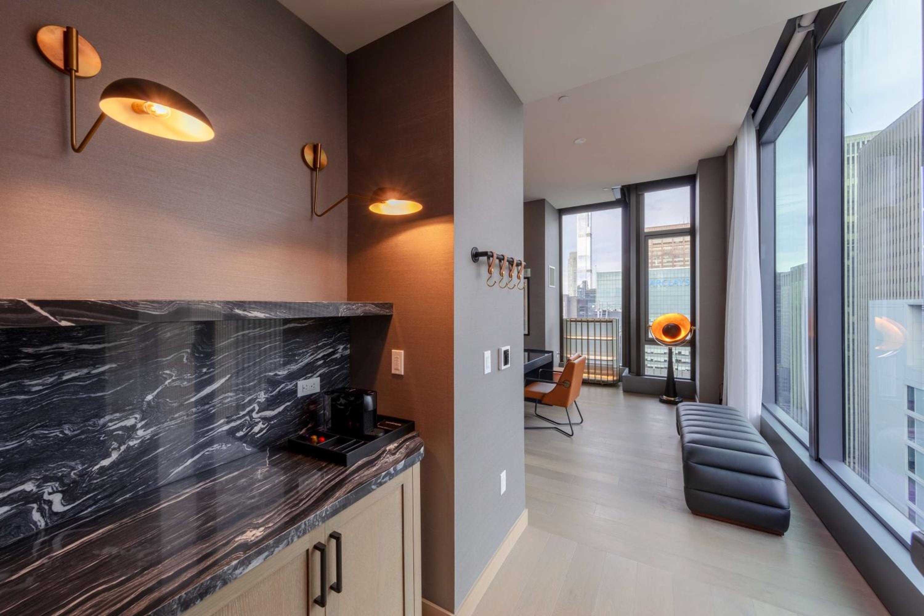 King Suite with Skyline View - Hearing Accessible