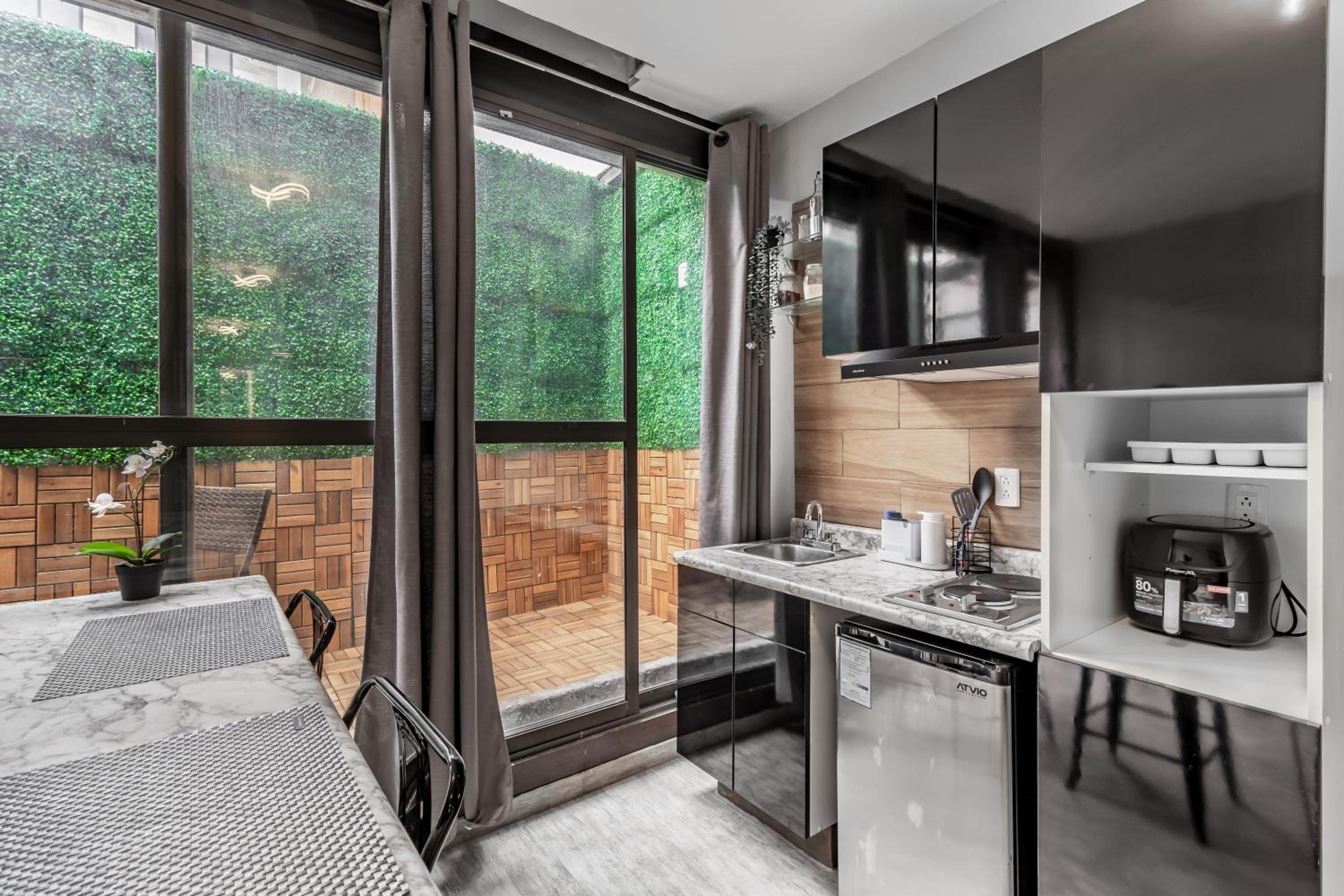 Superior King Suite