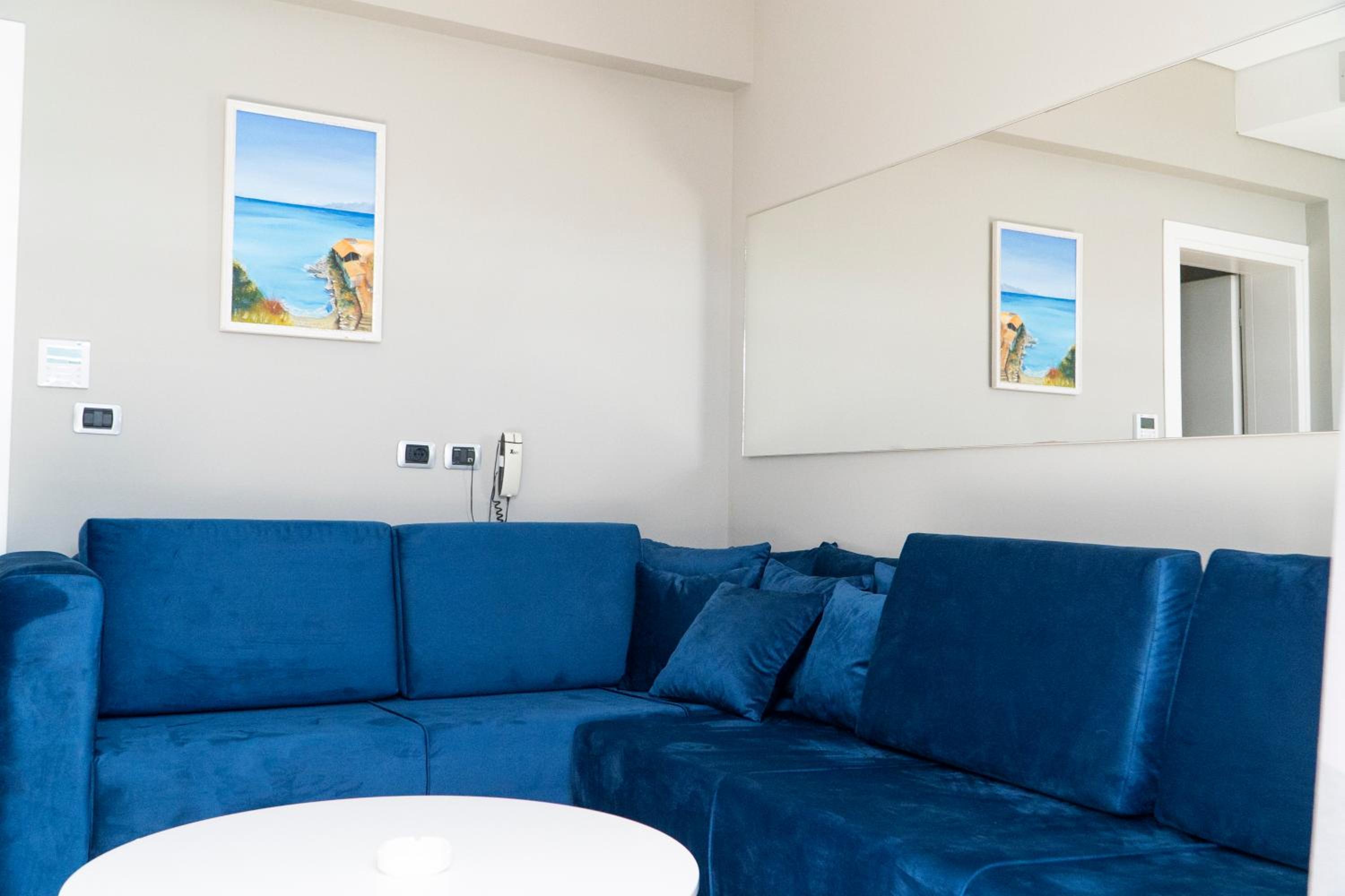 Suite With Terrace And Sea View