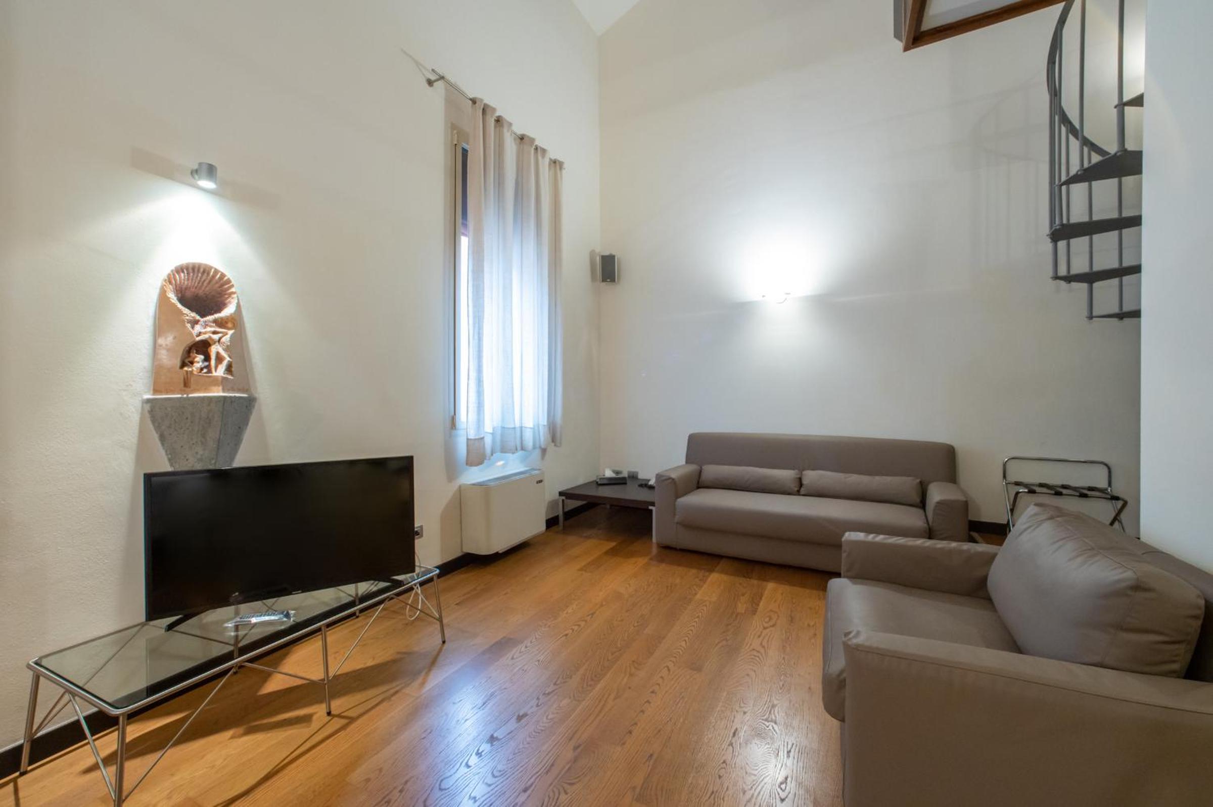 Suite - Annex