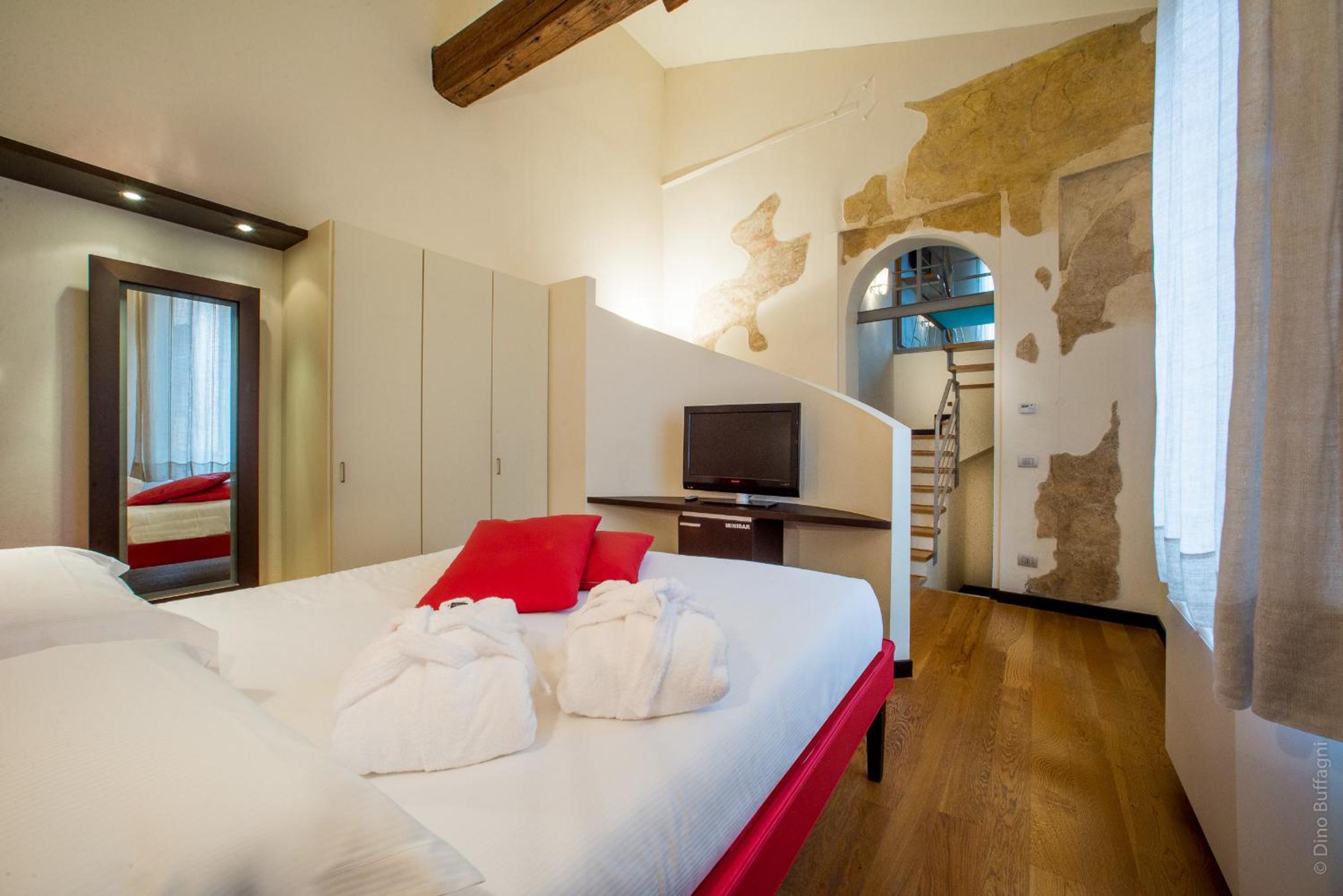 Suite - Annex