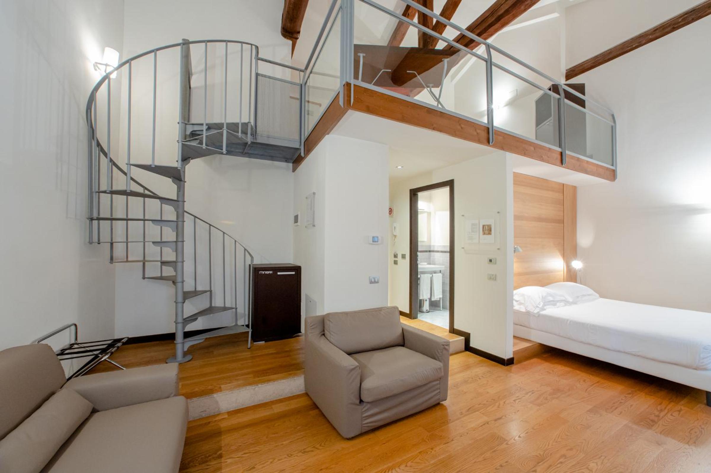 Suite - Annex