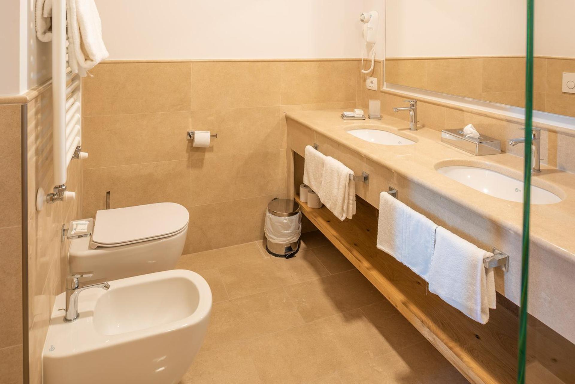 Suite with Infinity Pool