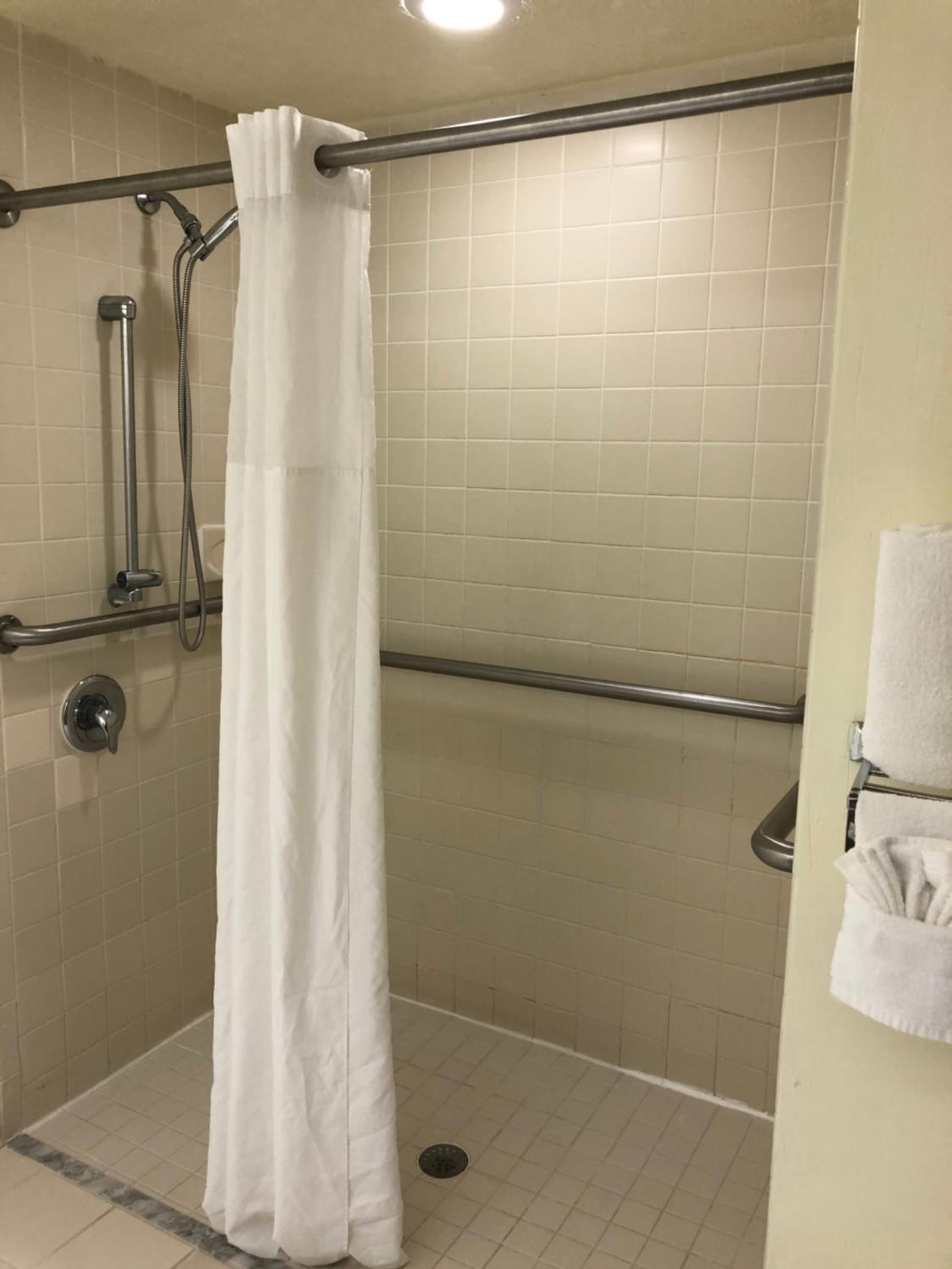 Double Suite with Two Double Beds - Accessible/Non-Smoking