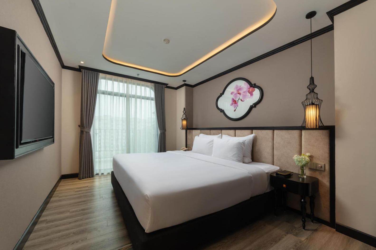 Junior Suite with Balcony