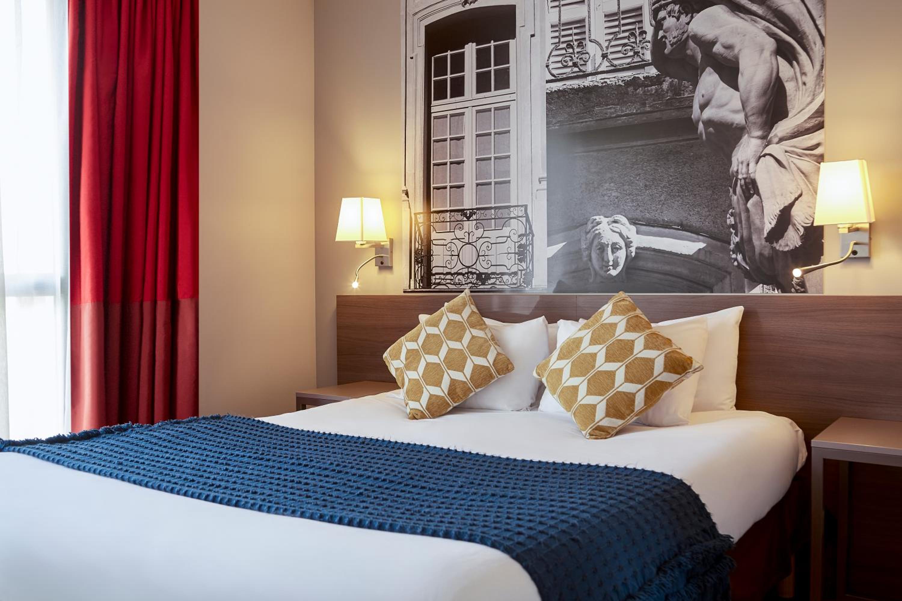 Superior Apartment with Balcony