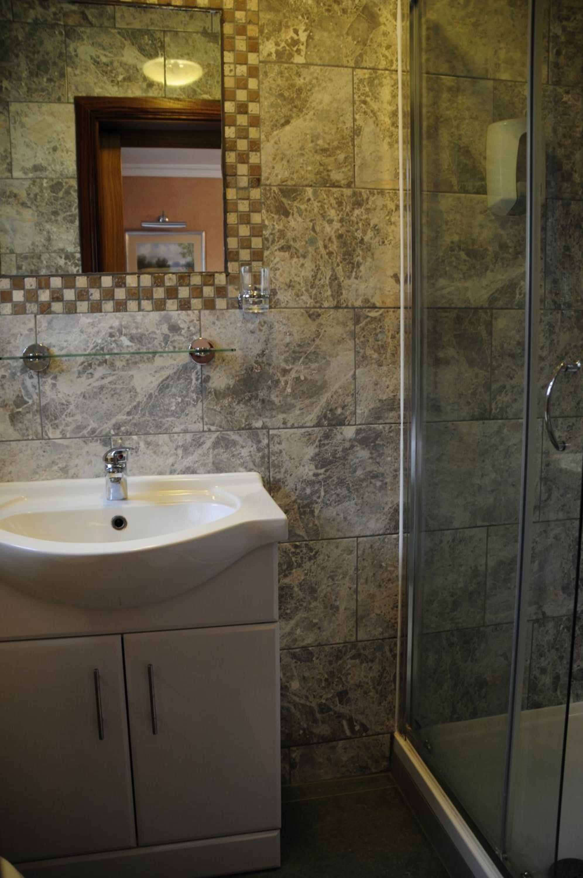 Basic Triple Room