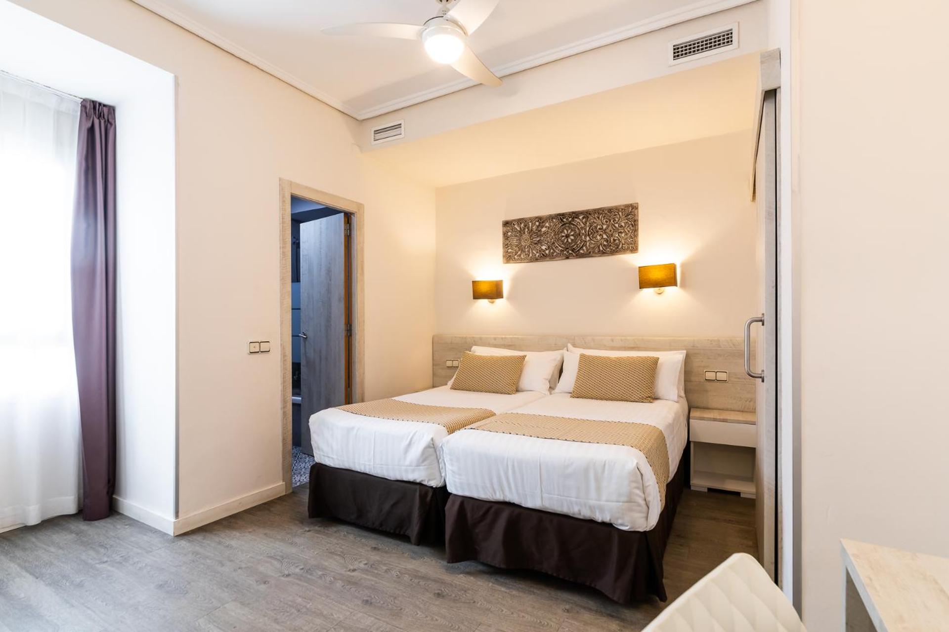 Triple Room (3 Adults)