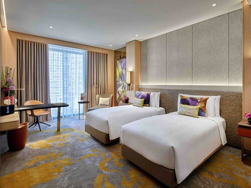 LUXURY PREMIUM ROOM, 2 Single Beds, City View, High Floor в Sofitel Singapore City Centre