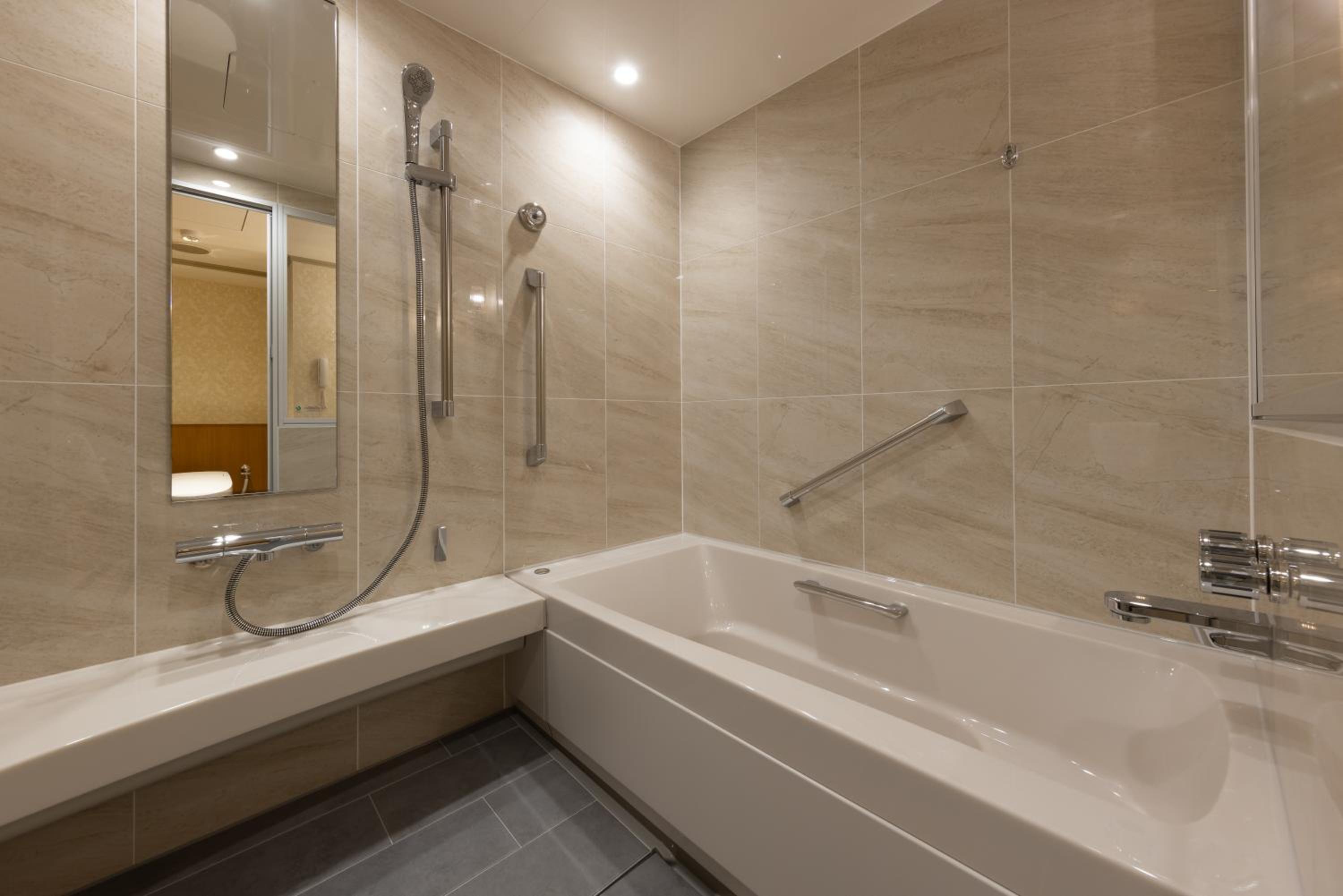 Executive Hollywood Twin Room - Non-Smoking