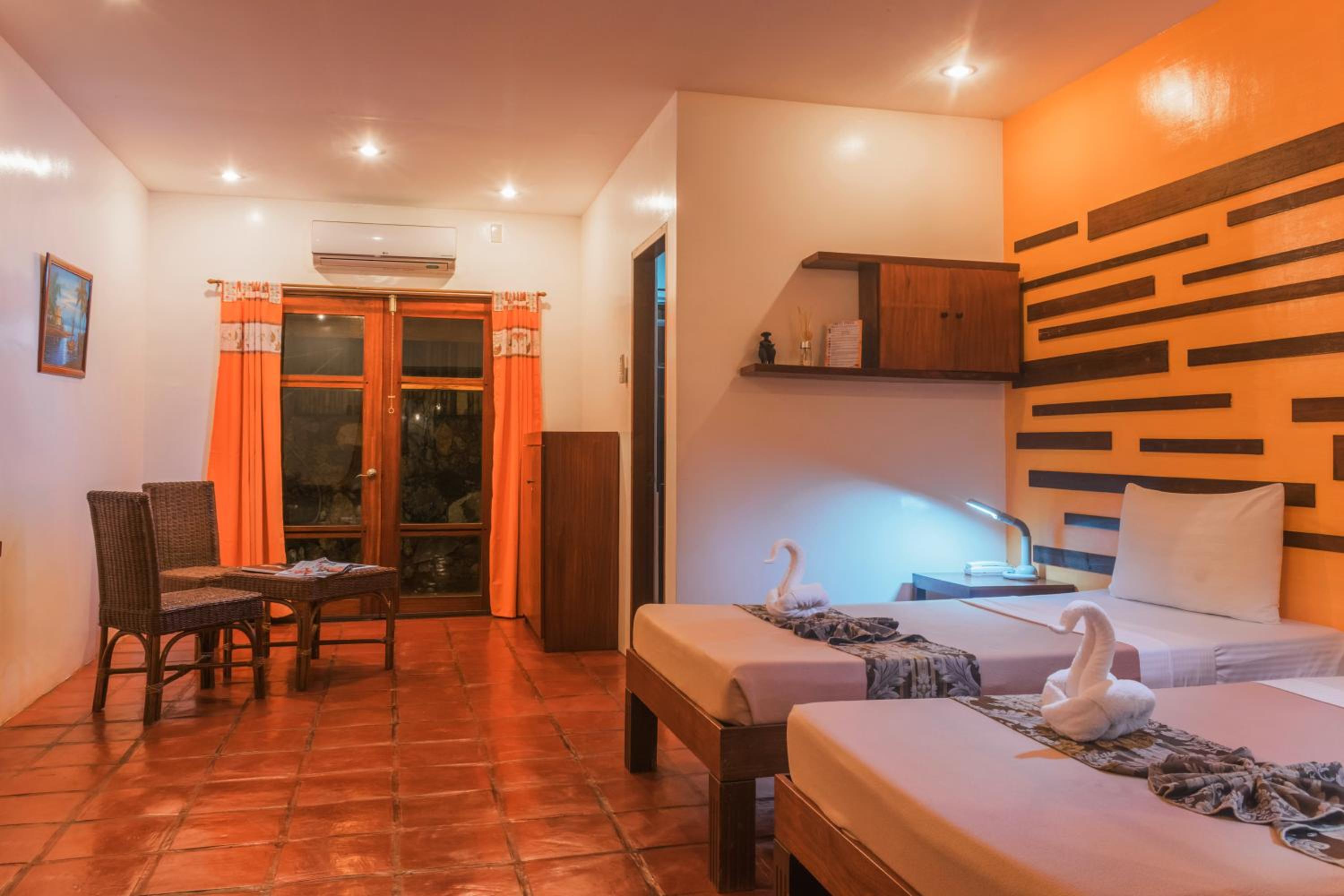 Standard Deluxe Room