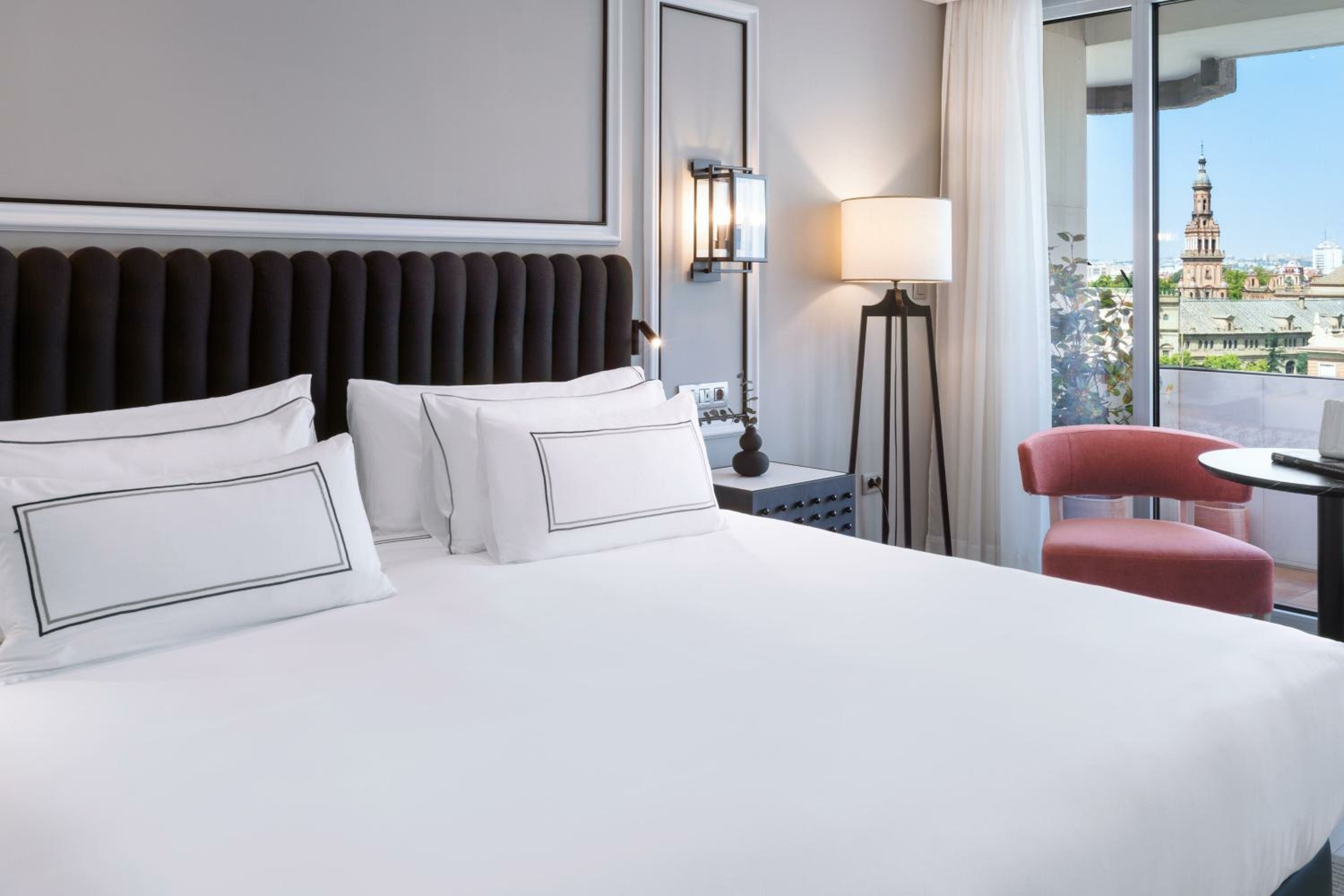 The Level Premium Room