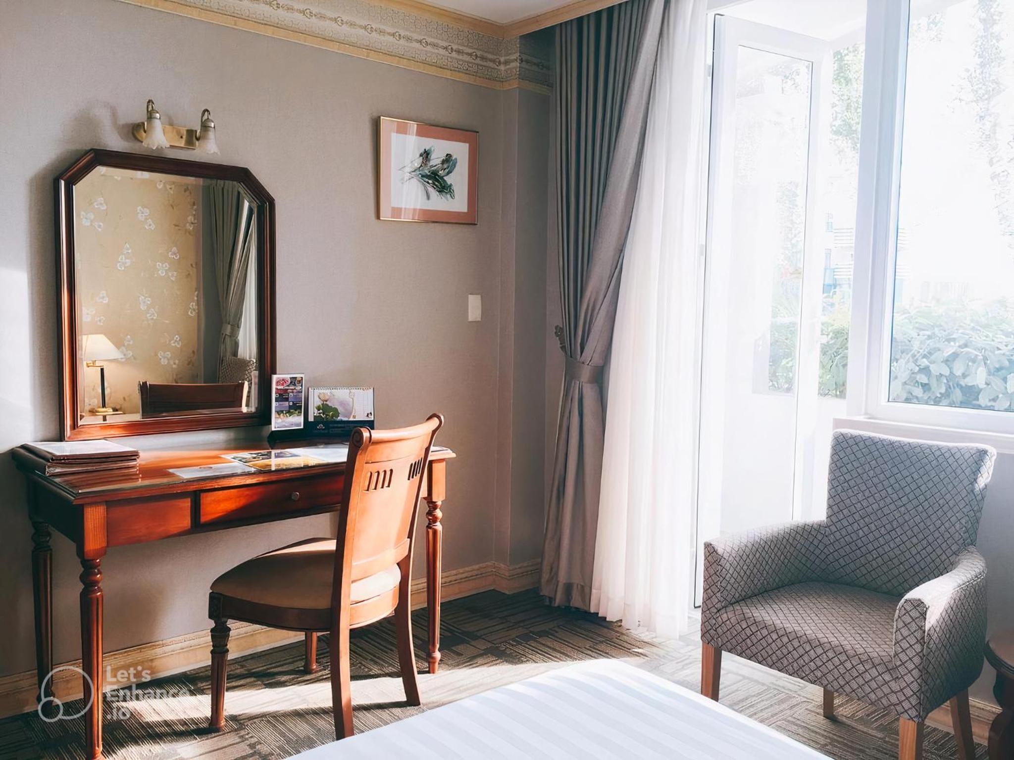 Premium Room with Balcony