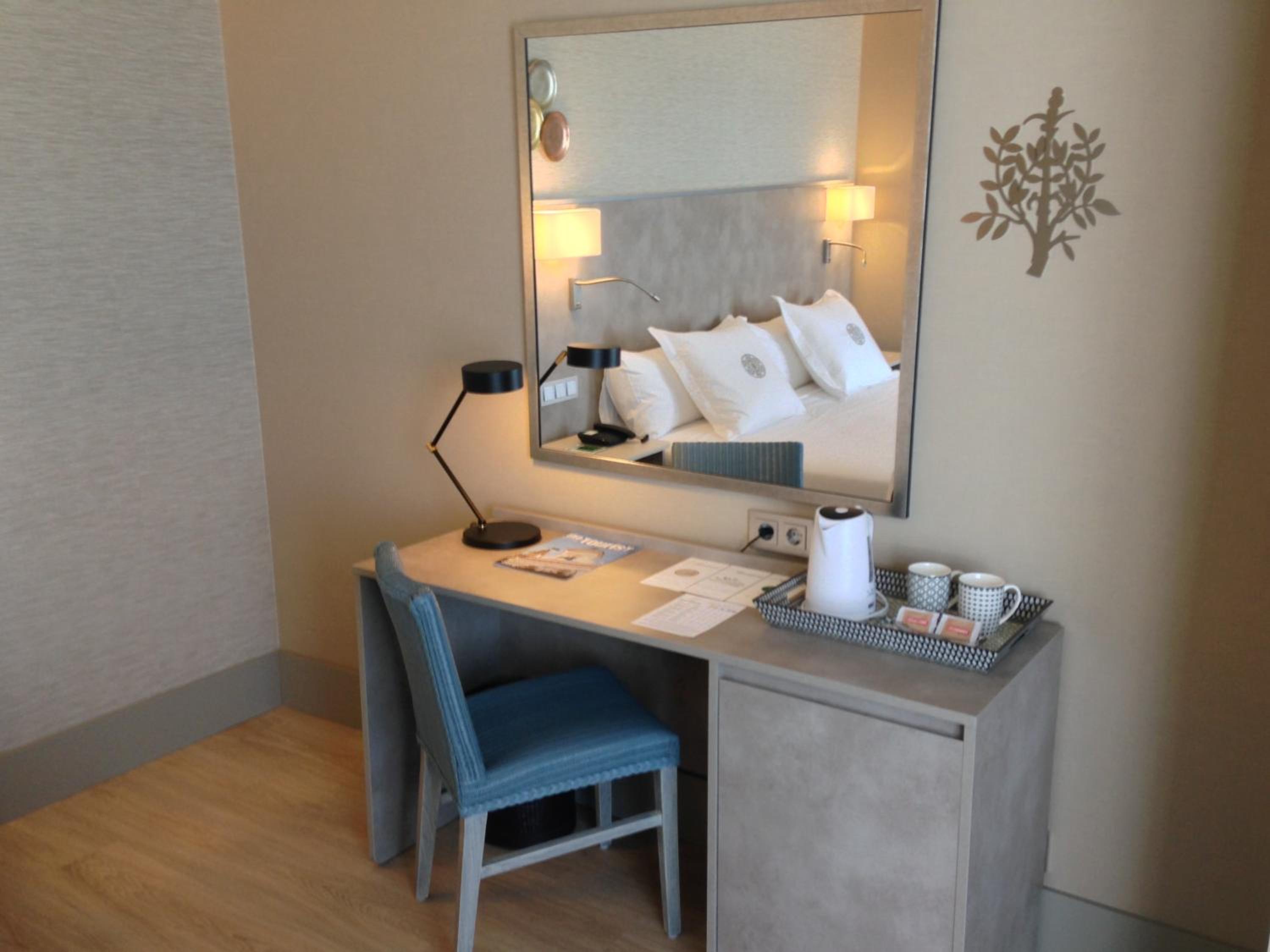 Deluxe Double or Twin Room with Terrace