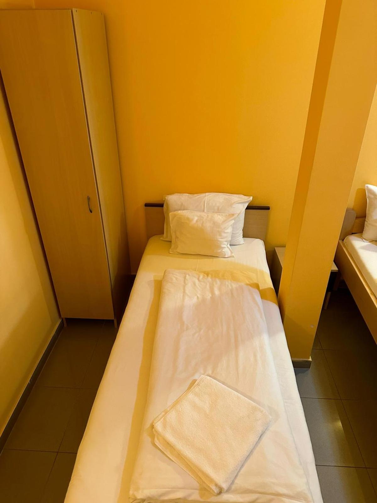 Two-Bedroom Apartment (4 Adults)