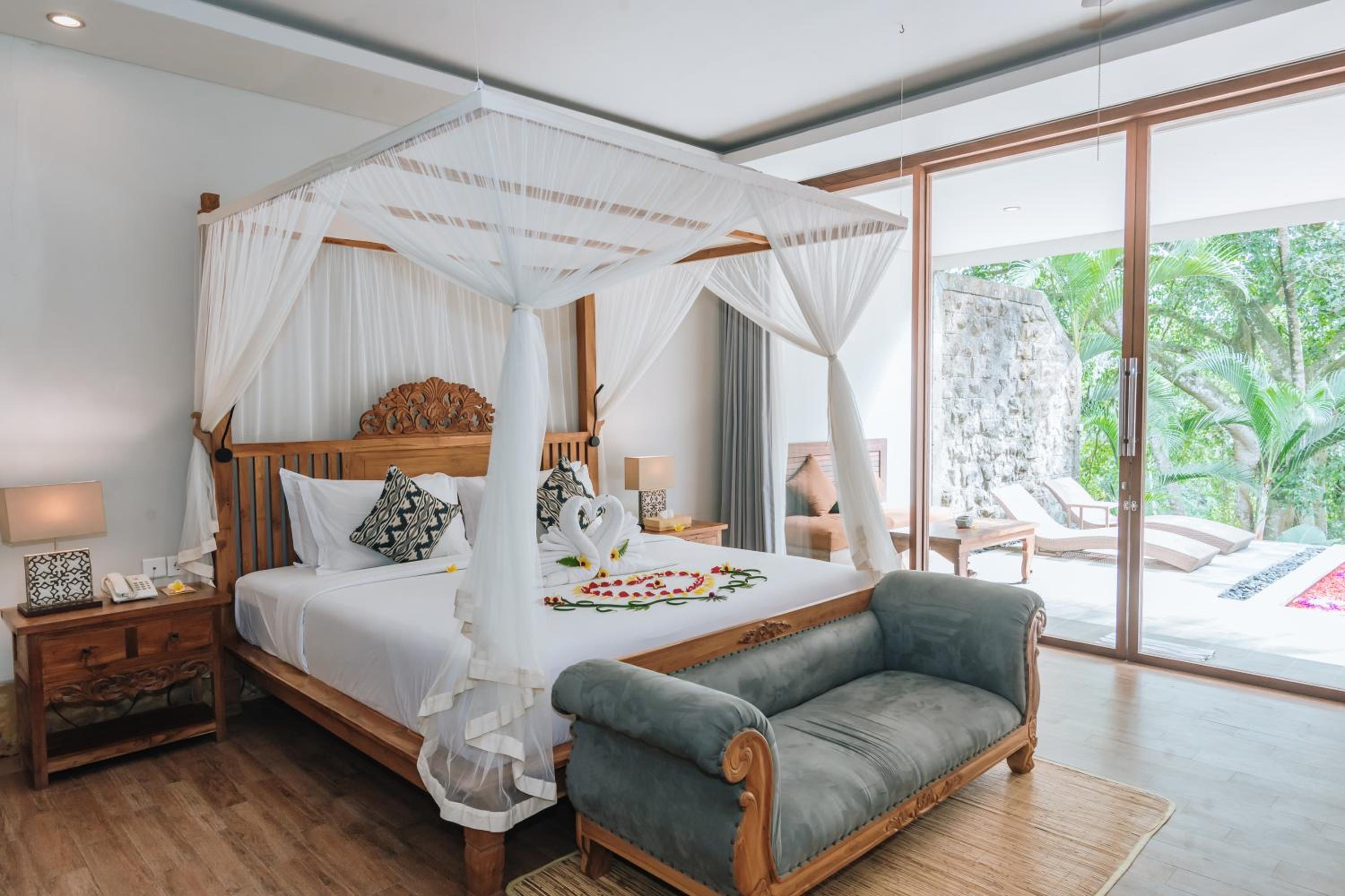 One-Bedroom Pool Villa with River View