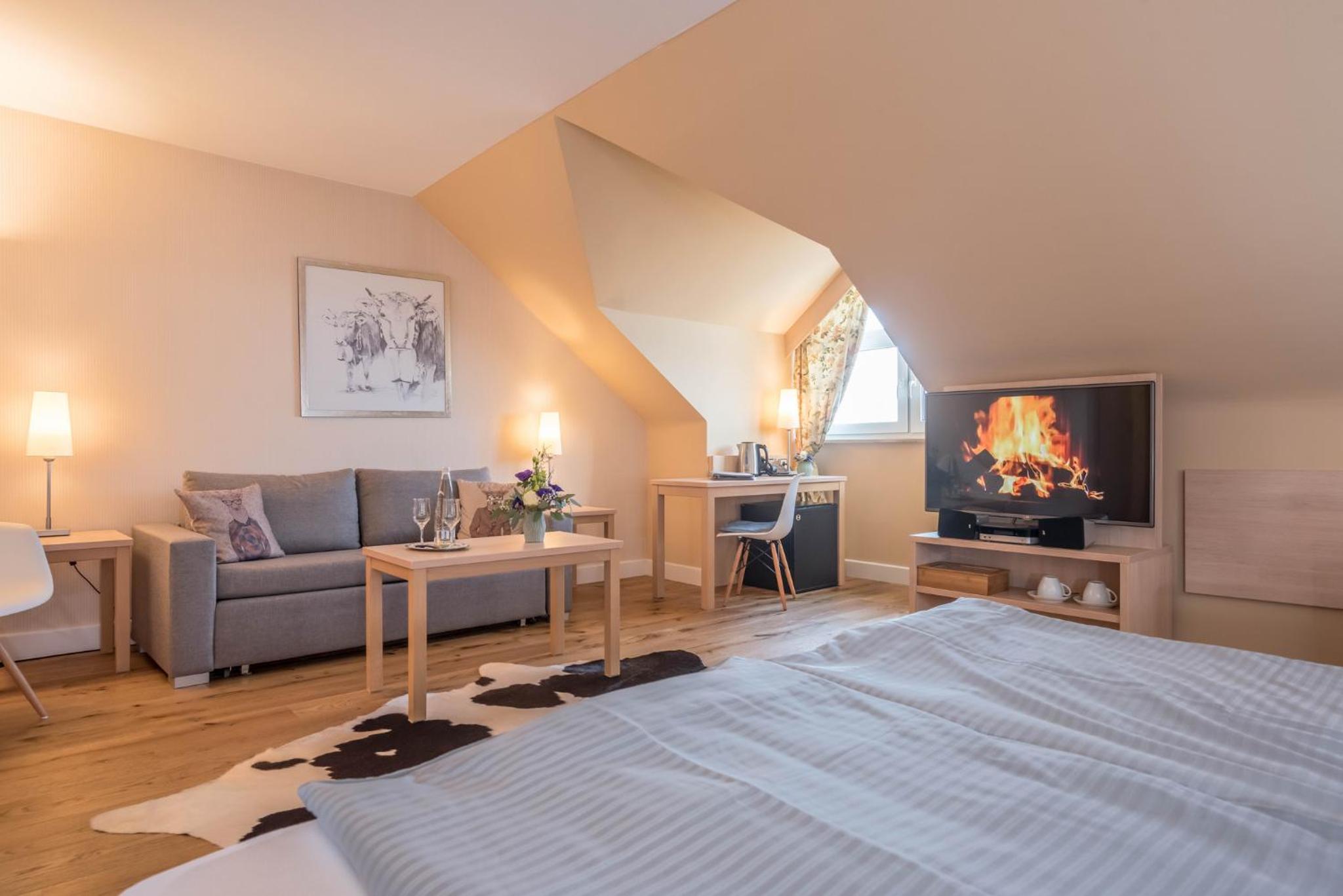 Family Room with Lake View