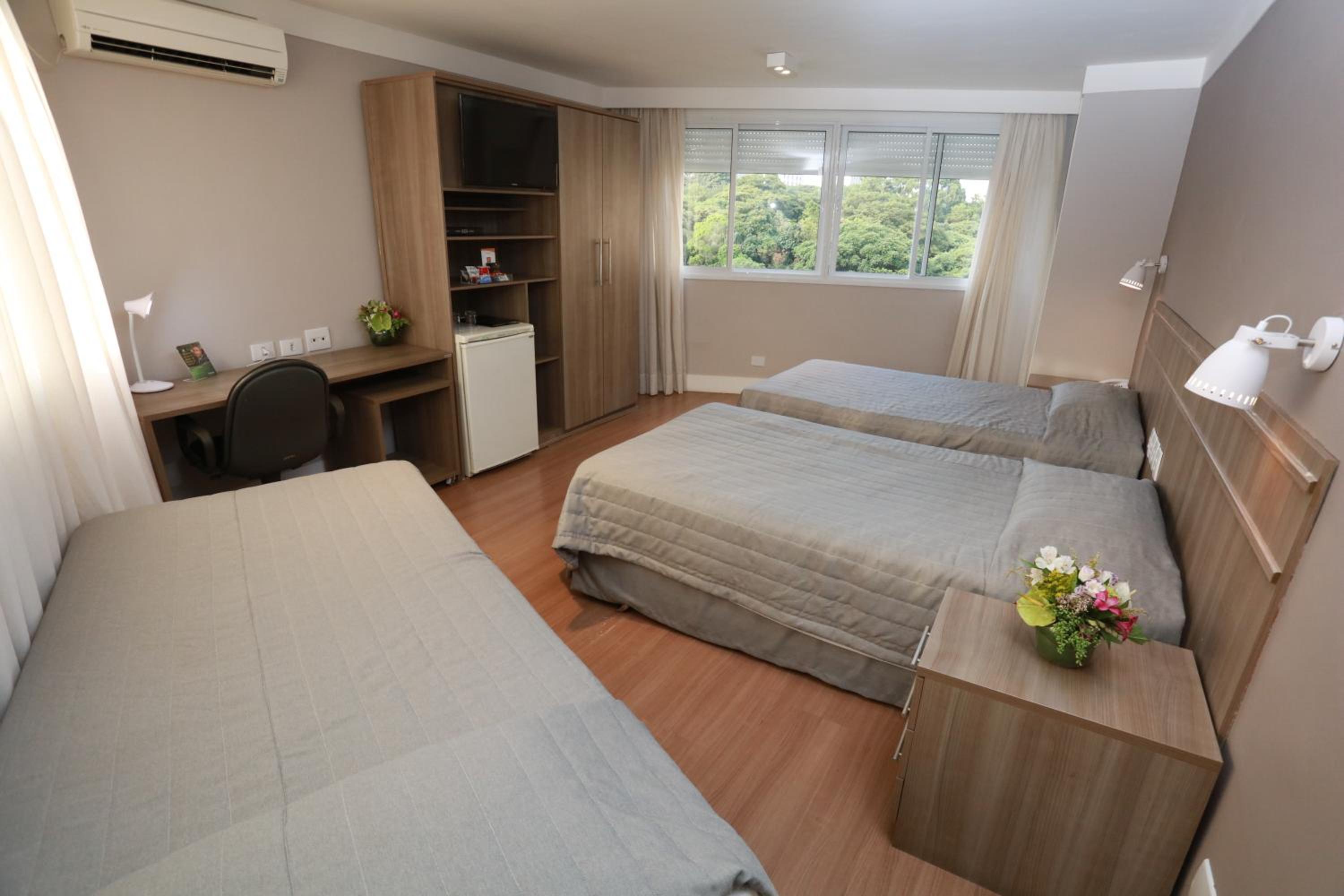 Triple Room with 3 Single Beds