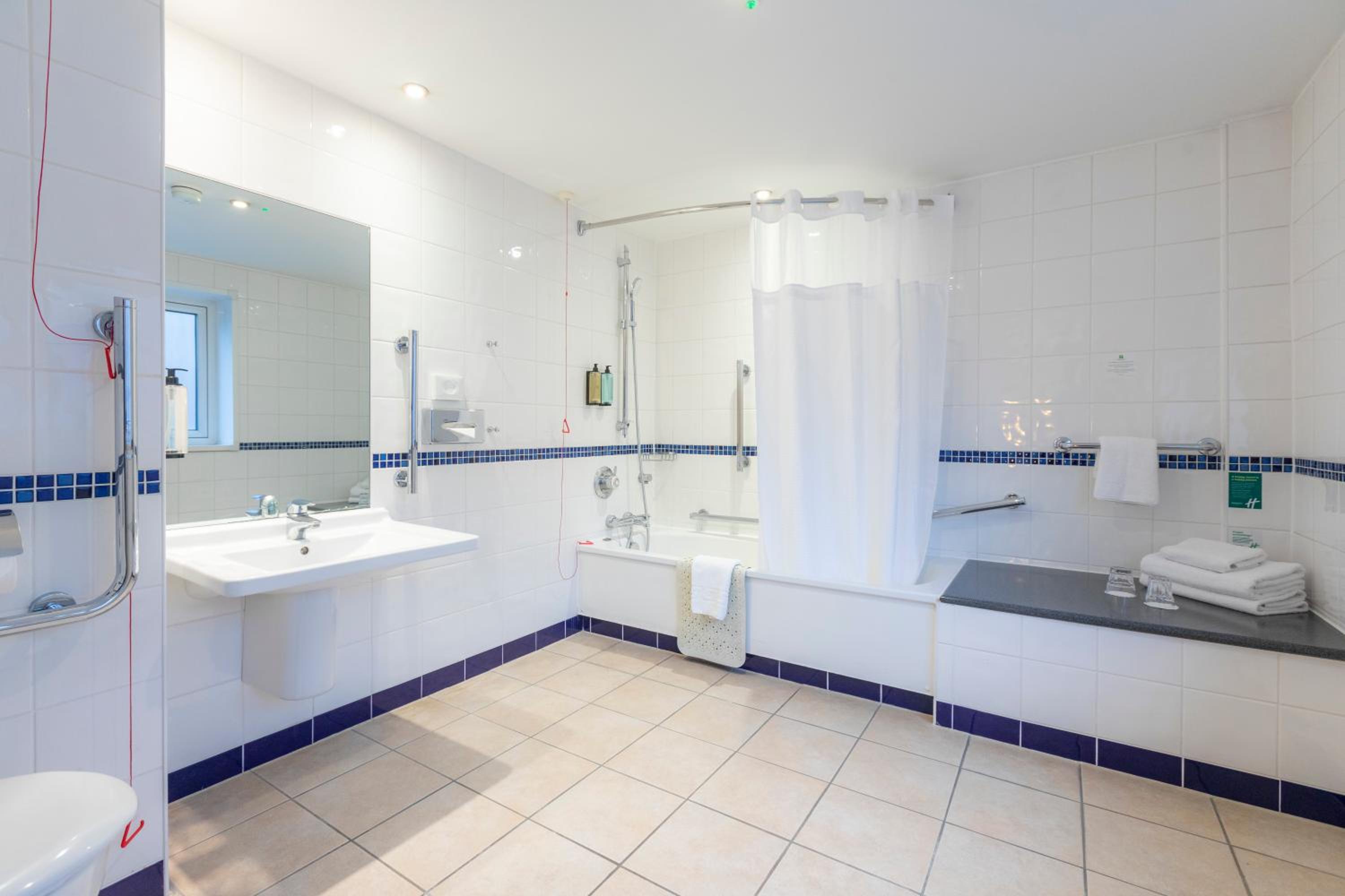 Standard Double Room - Disability Access