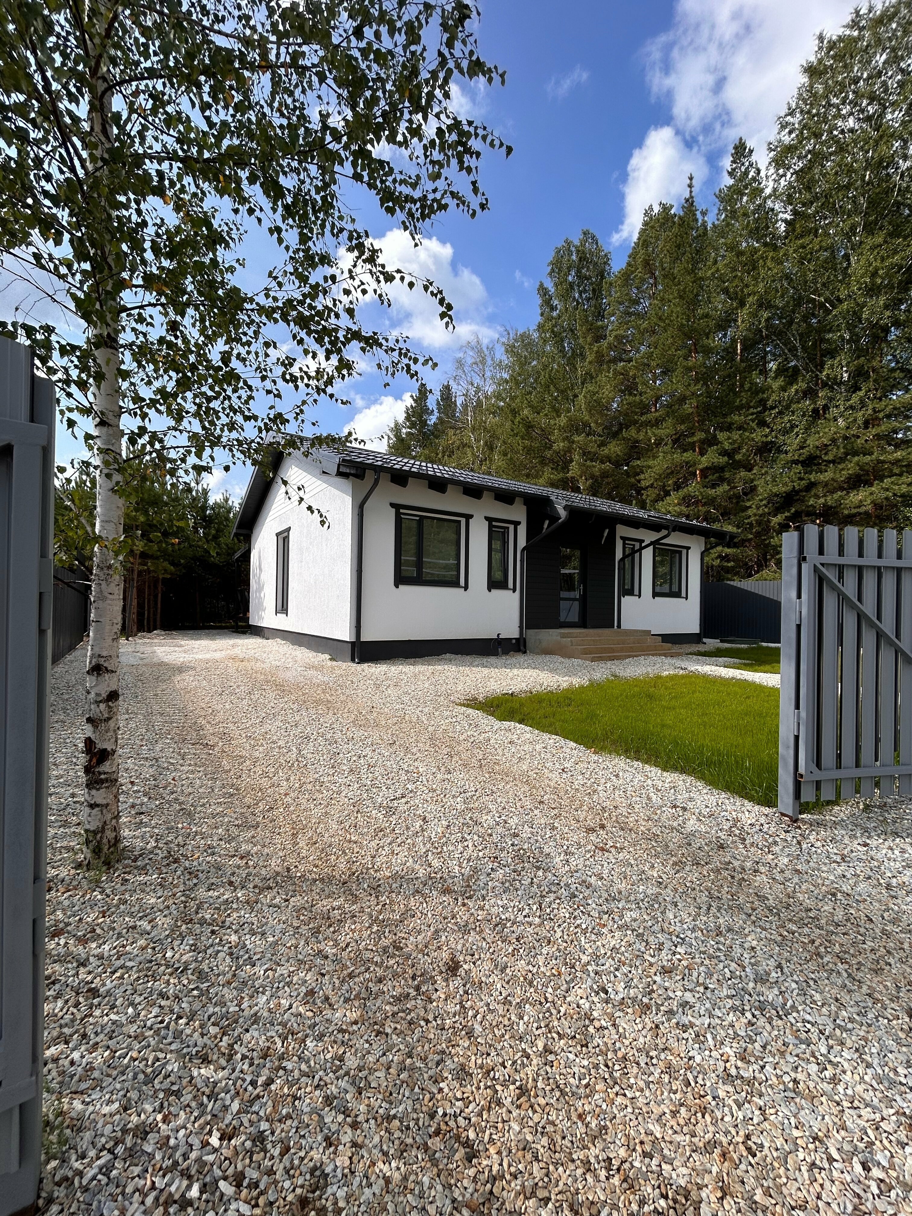 Дом с видом на лес